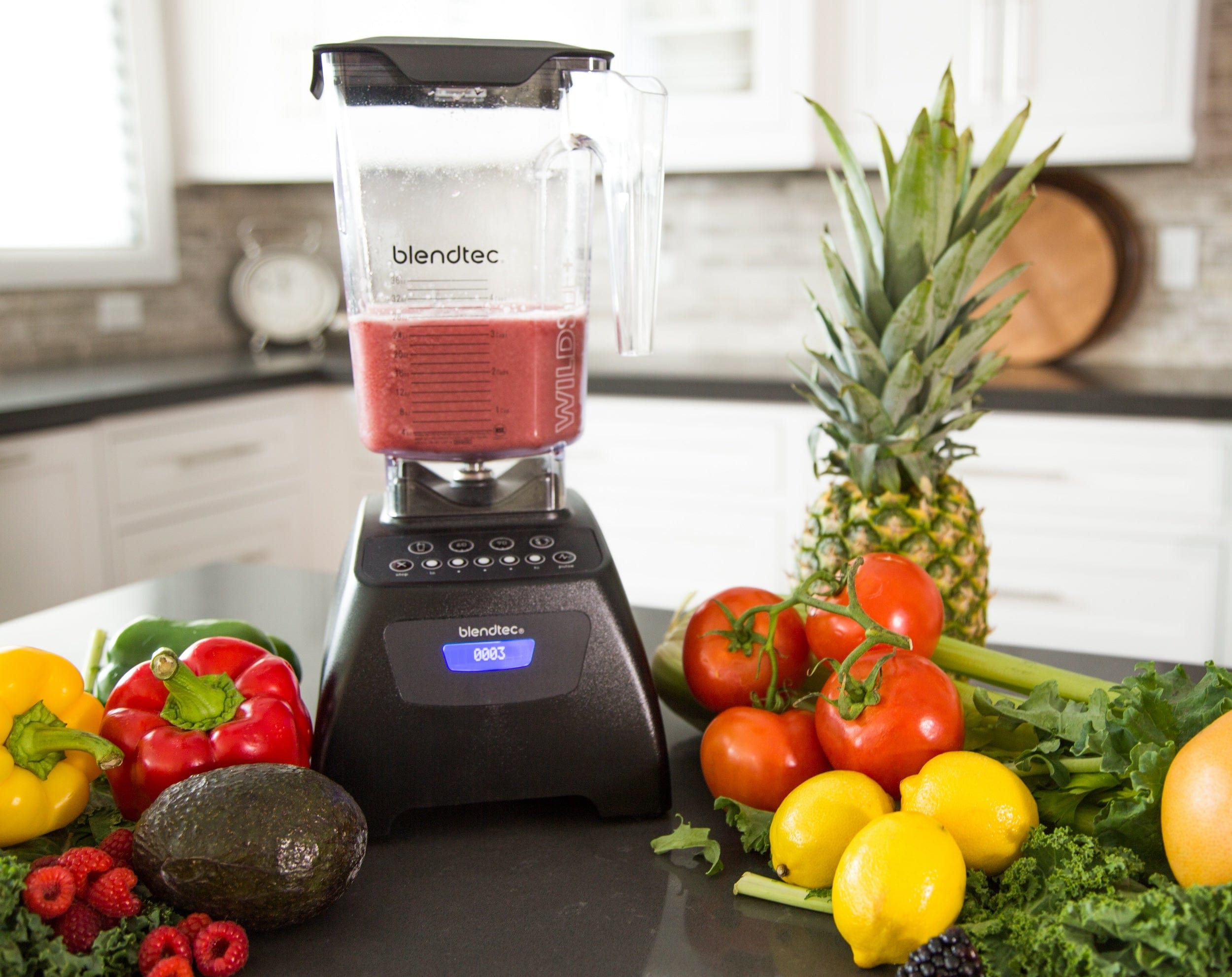 Blendtec Classic 575 Blender with 90oz WildSide+ Jar Black - Certified Refurbished