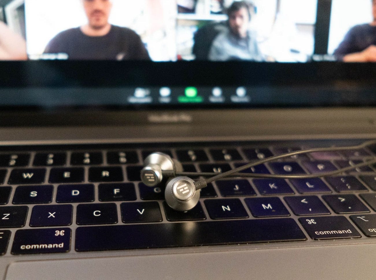 Helm Audio Planar Magnetic Dual Driver Wired HiFi in-Ear Headphones