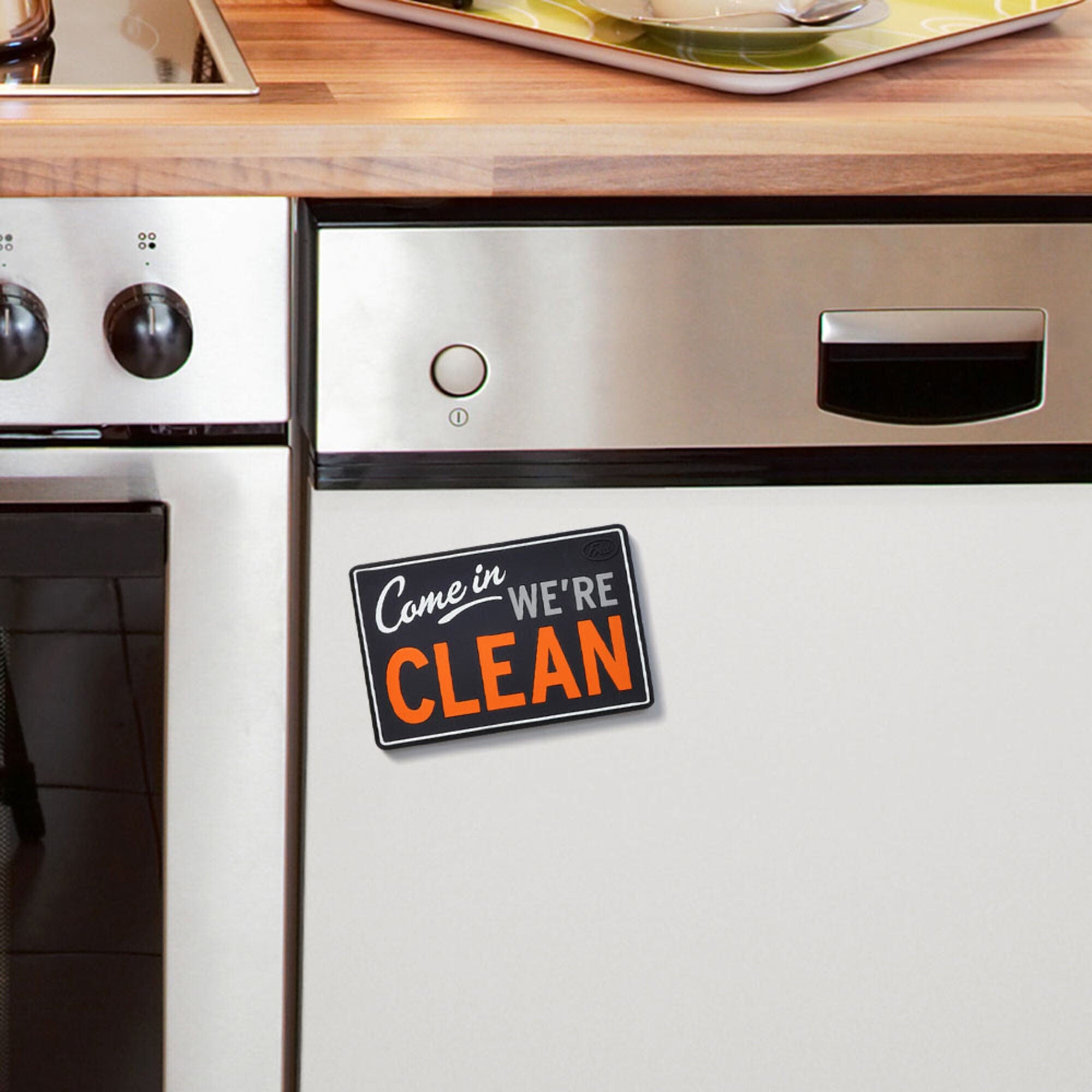 Genuine Fred FLIPSIDE Dishwasher Sign, Self-Adhesive Magnet, Kitchen Gadget