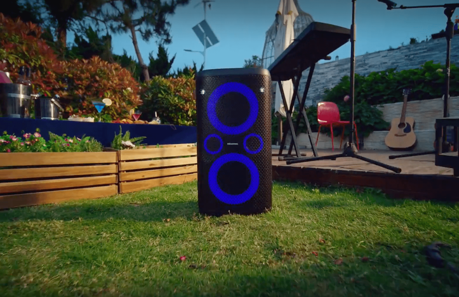 Hisense Lighted Portable Ultimate Outdoor/Indoor Party Rocker Waterproof Speaker, 300 Watts, Bluetooth Wireless, Karaoke Mode, Black