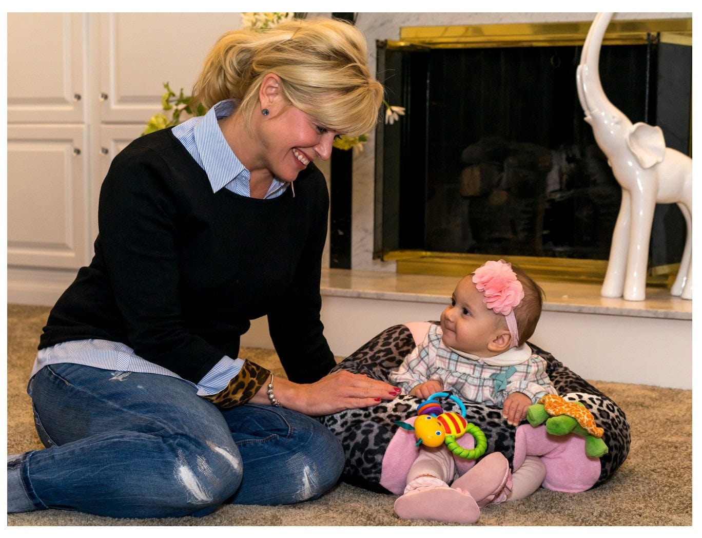 Hugaboo Infant Sitting Chair, Portable, Washable Baby Floor Seat, Pink Snow Leopard