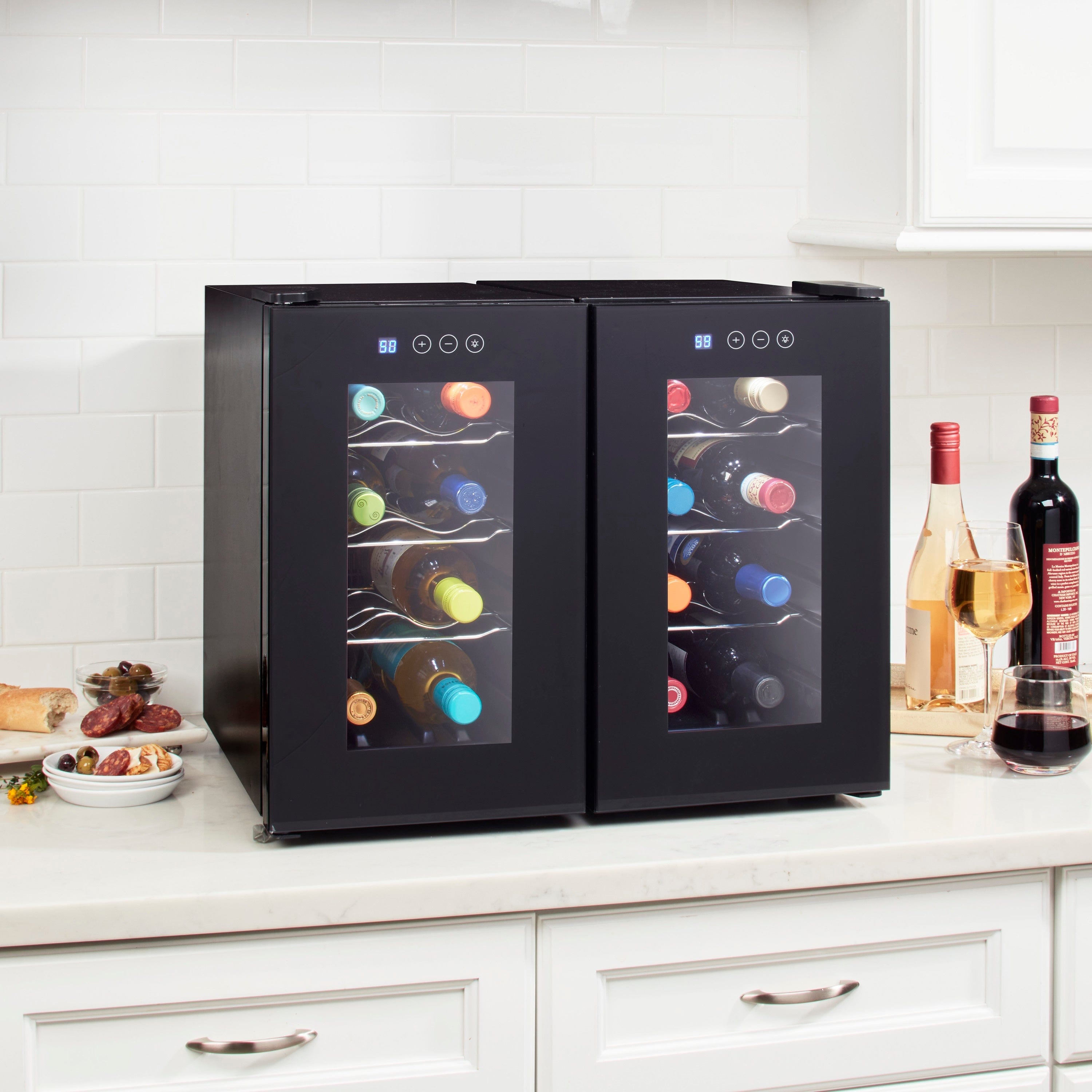 Cuisinart Private Reserve® Dual 16-Bottle Wine Cellar, Black