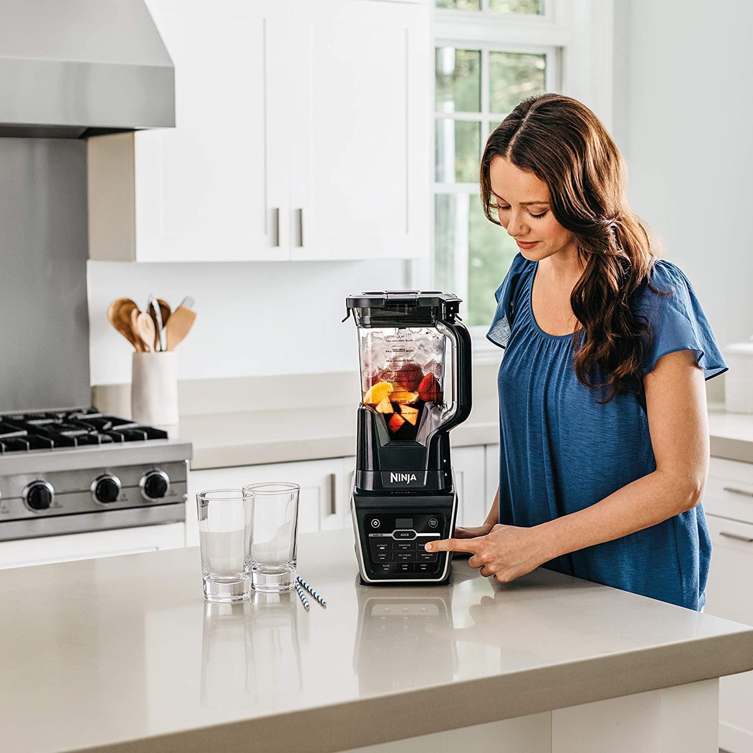 Ninja 72oz Vacuum Duo with Advanced Juicing Filtration Blender, Black