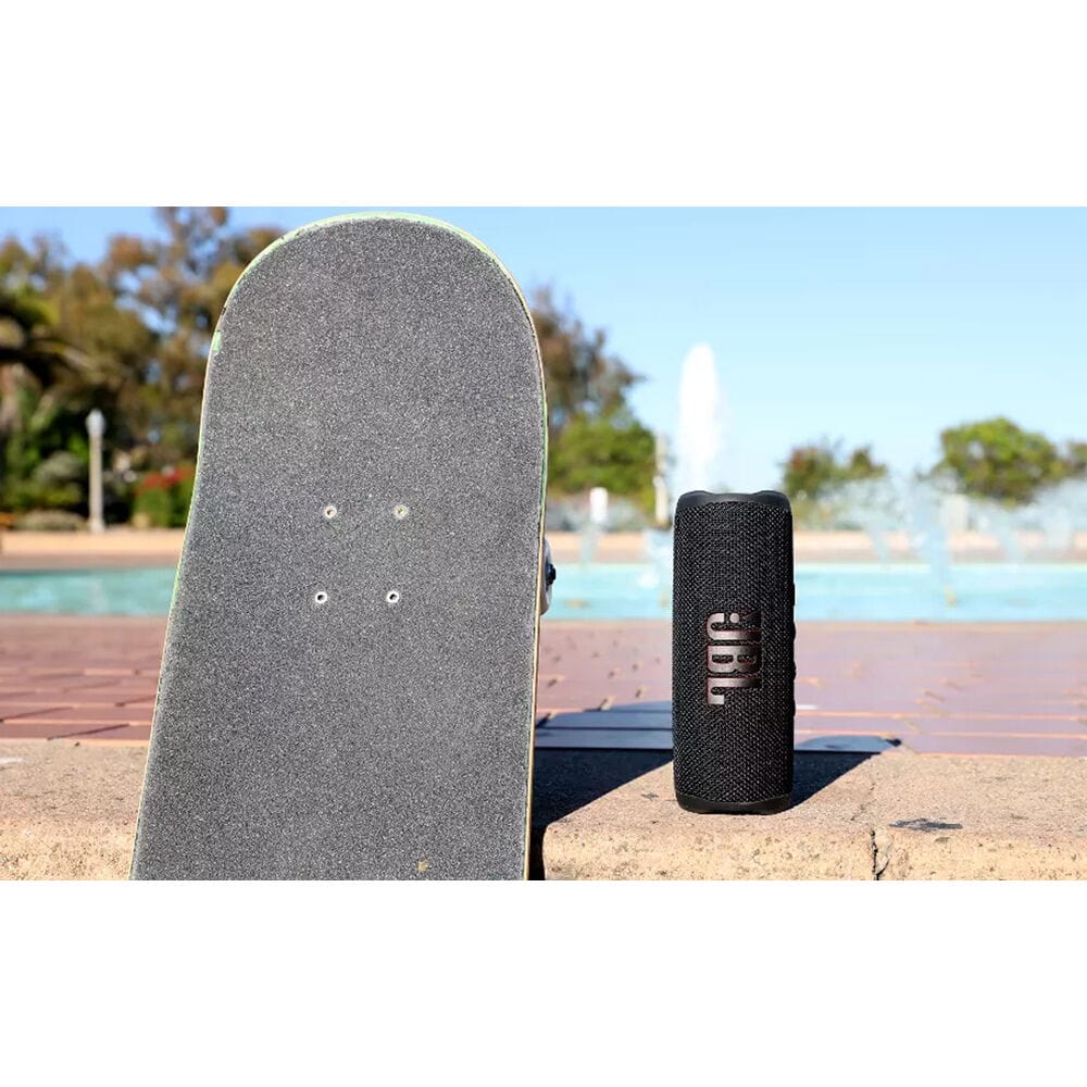 JBL FLIP 6 Portable Speaker Waterproof, Blue - Certified Refurbished