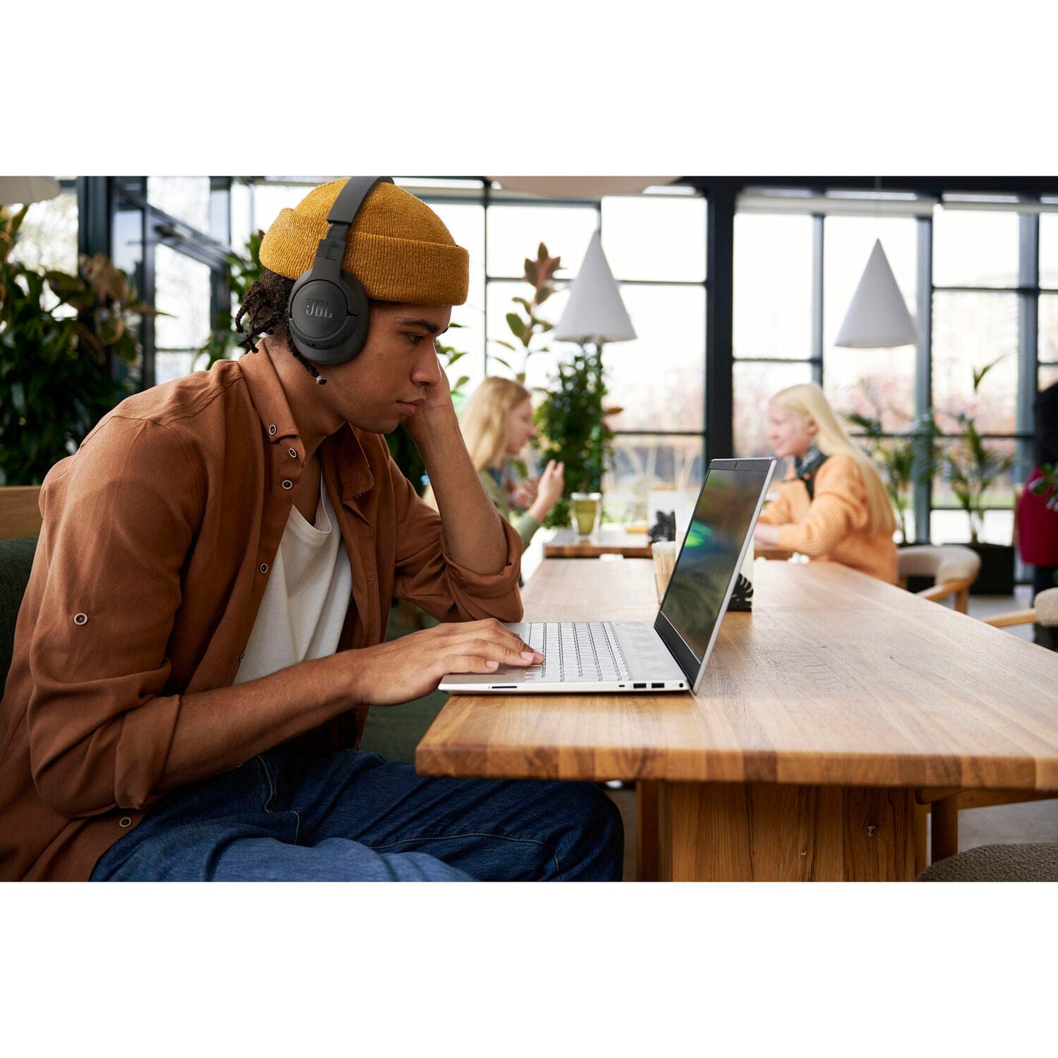 JBL Tune 770NC Bluetooth Noise-Cancelling Over-Ear Wireless Headphones, Black - Certified Refurbished