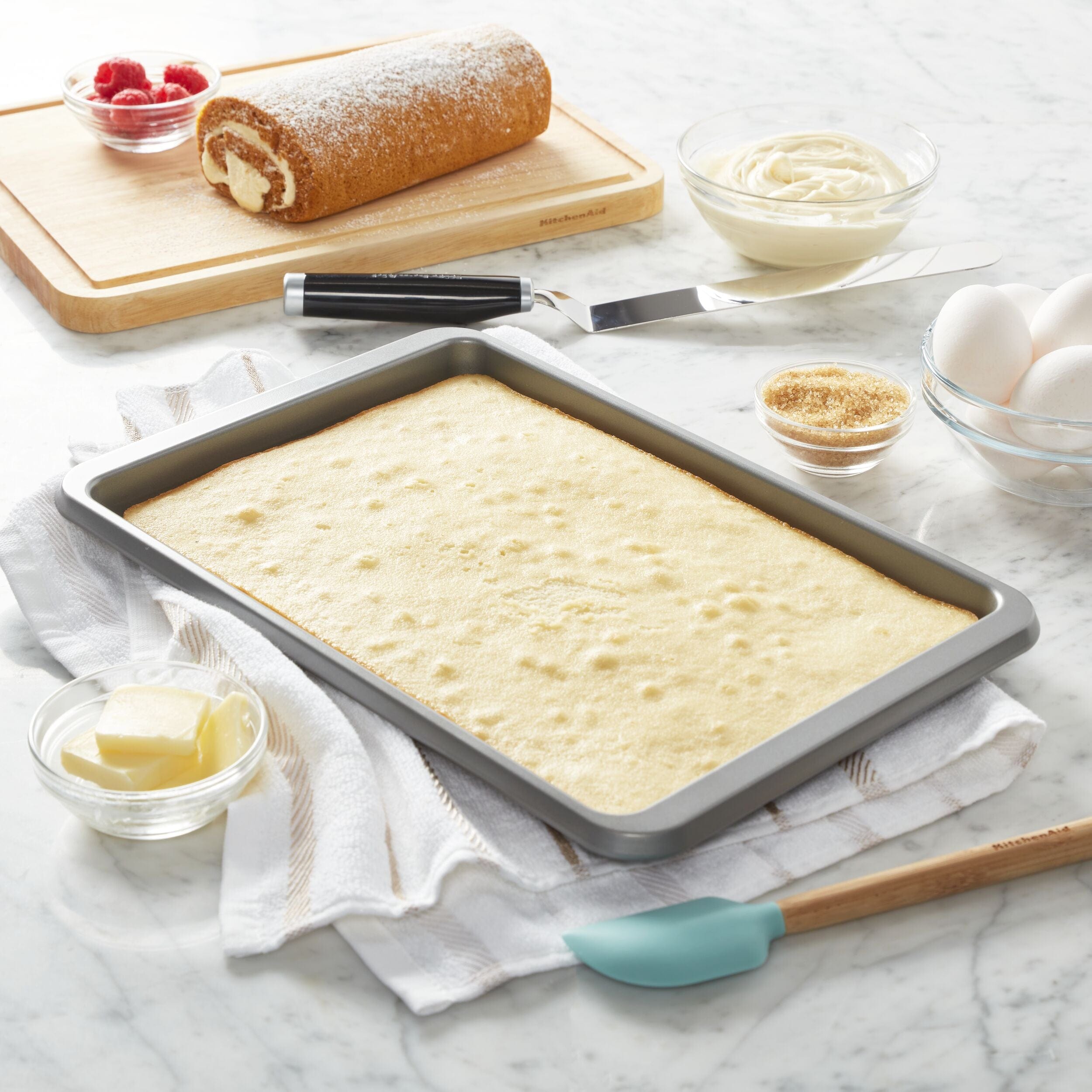 KitchenAid 9x13in Nonstick Aluminized Steel Baking Sheet, Contour Silver