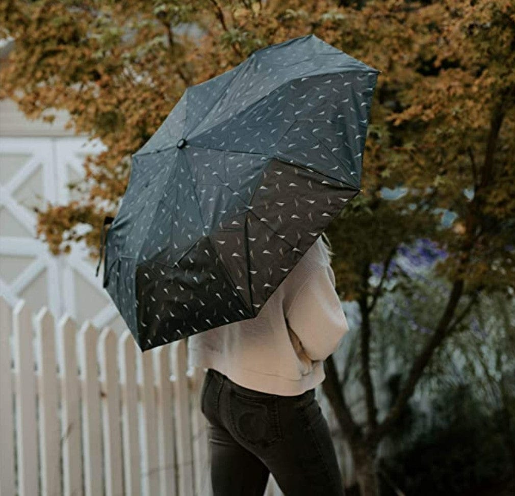 Nautica Tossed J class Umbrella, Black