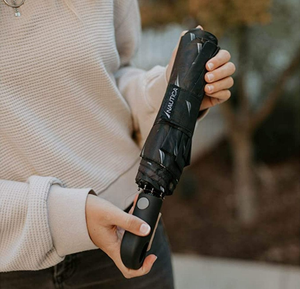 Nautica Tossed J class Umbrella, Black