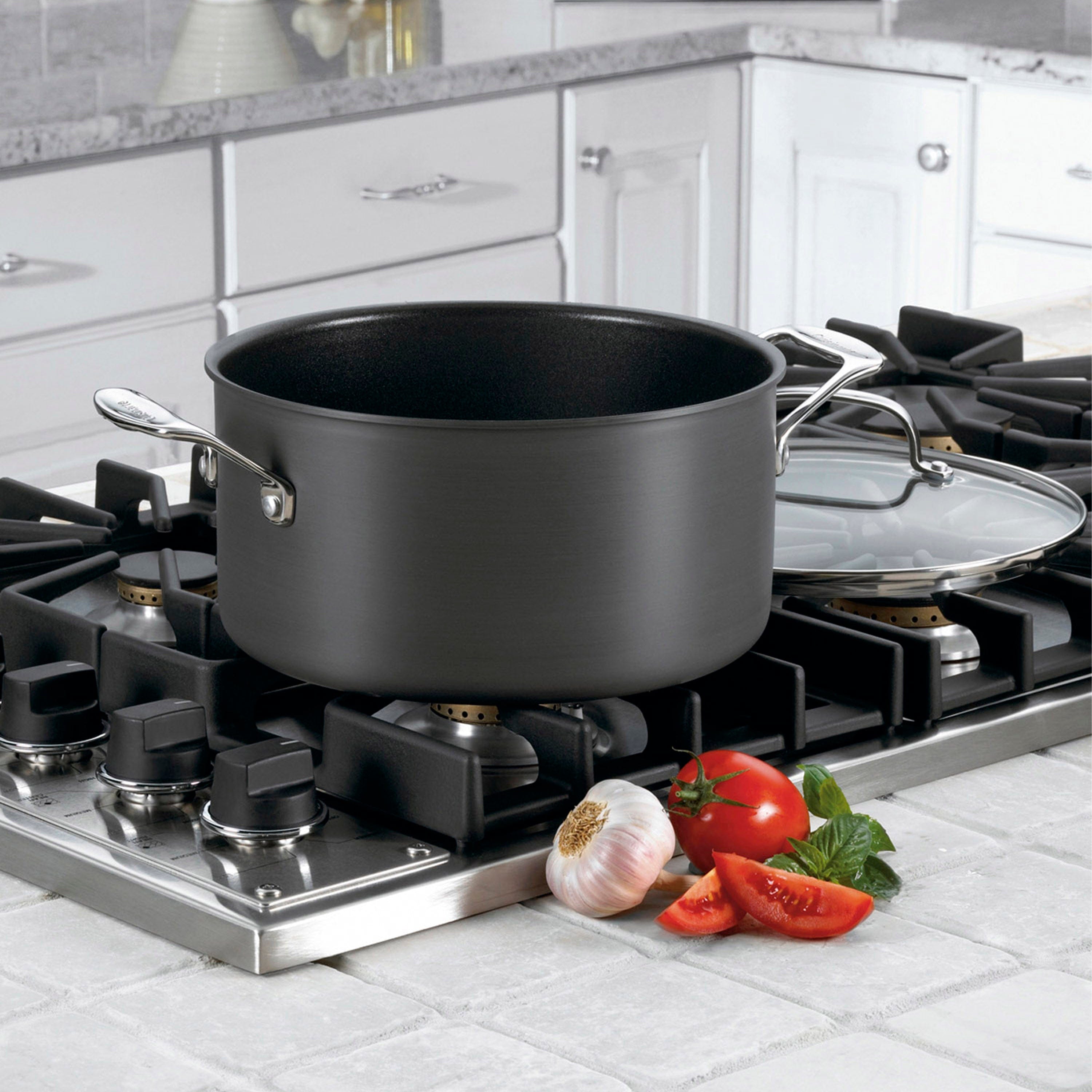 Cuisinart Chef's Classic™ Non-stick Hard Anodized 6 Quart Stockpot, Black