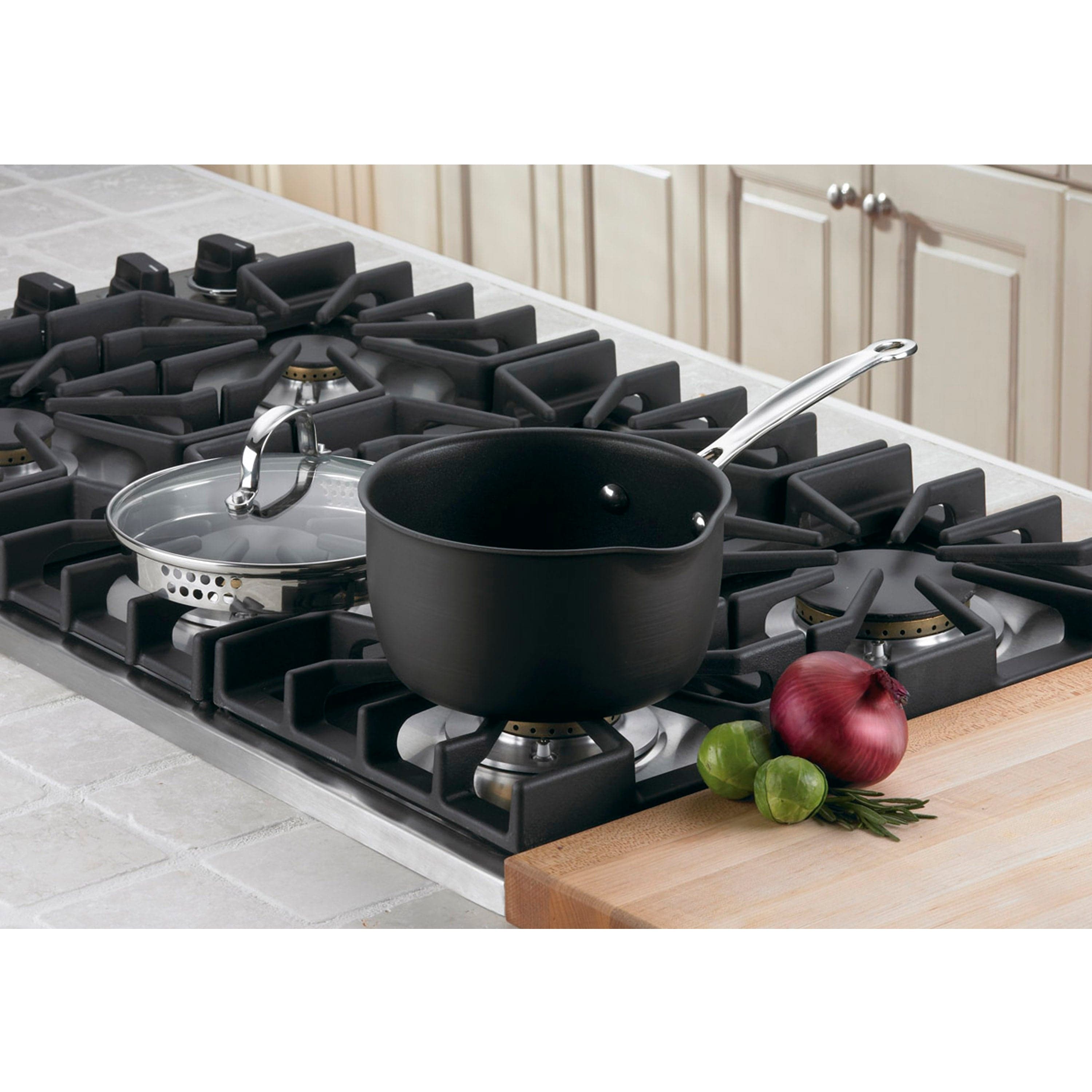 Cuisinart 2 Quart Pour Saucepan, Black