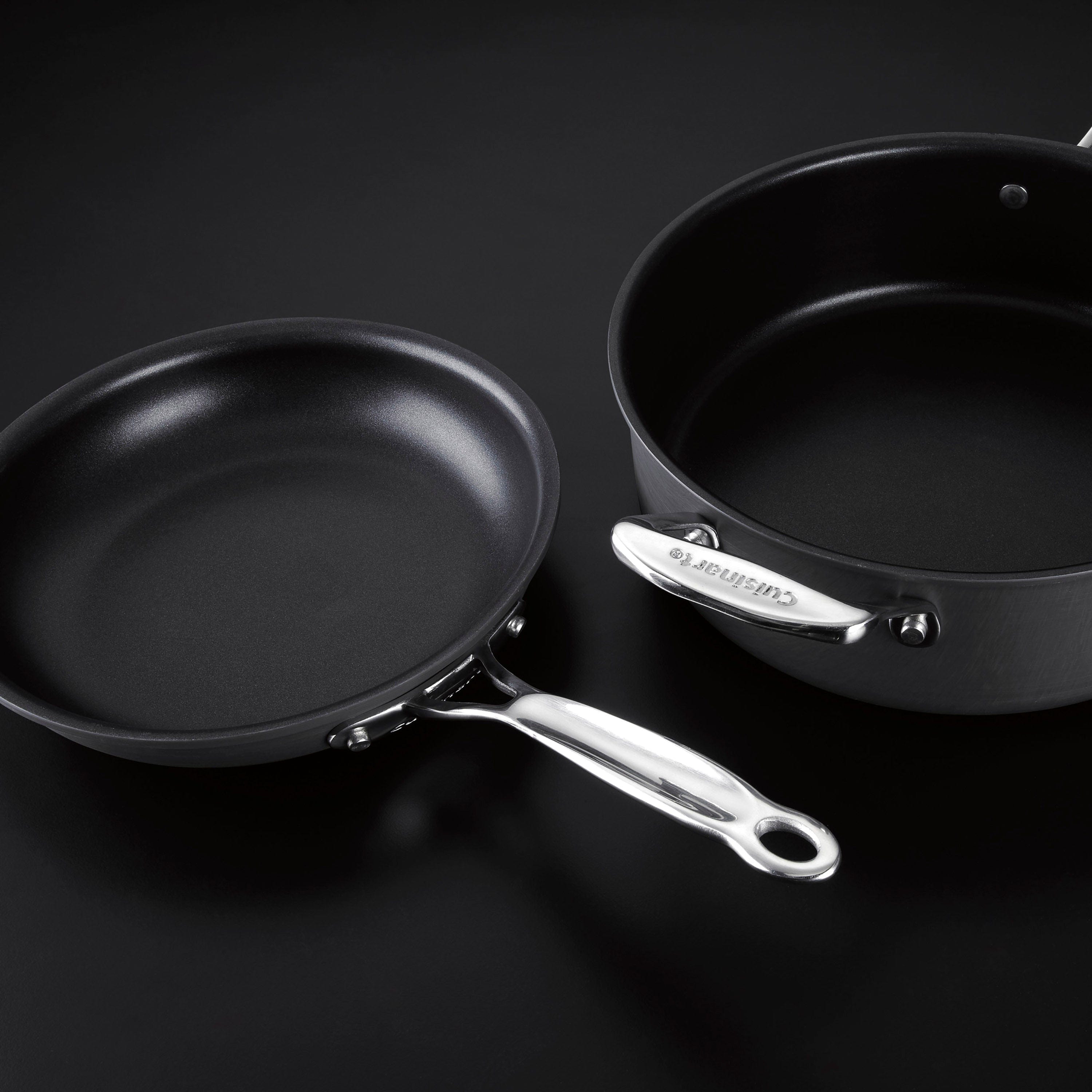 Cuisinart Chef's Classic™ Nonstick Hard Anodized 17 Piece Chef's Classic Nonstick Hard Anodized Set, Black