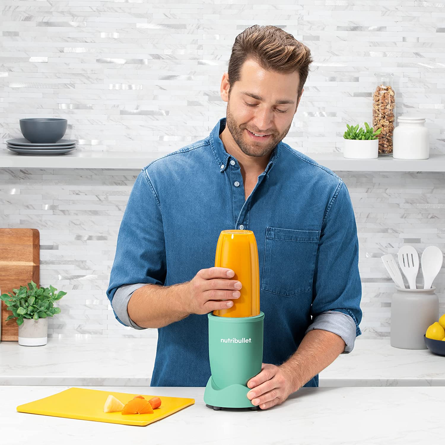 Nutribullet Pro 900W Blender Matte Mint Green - Certified Refurbished