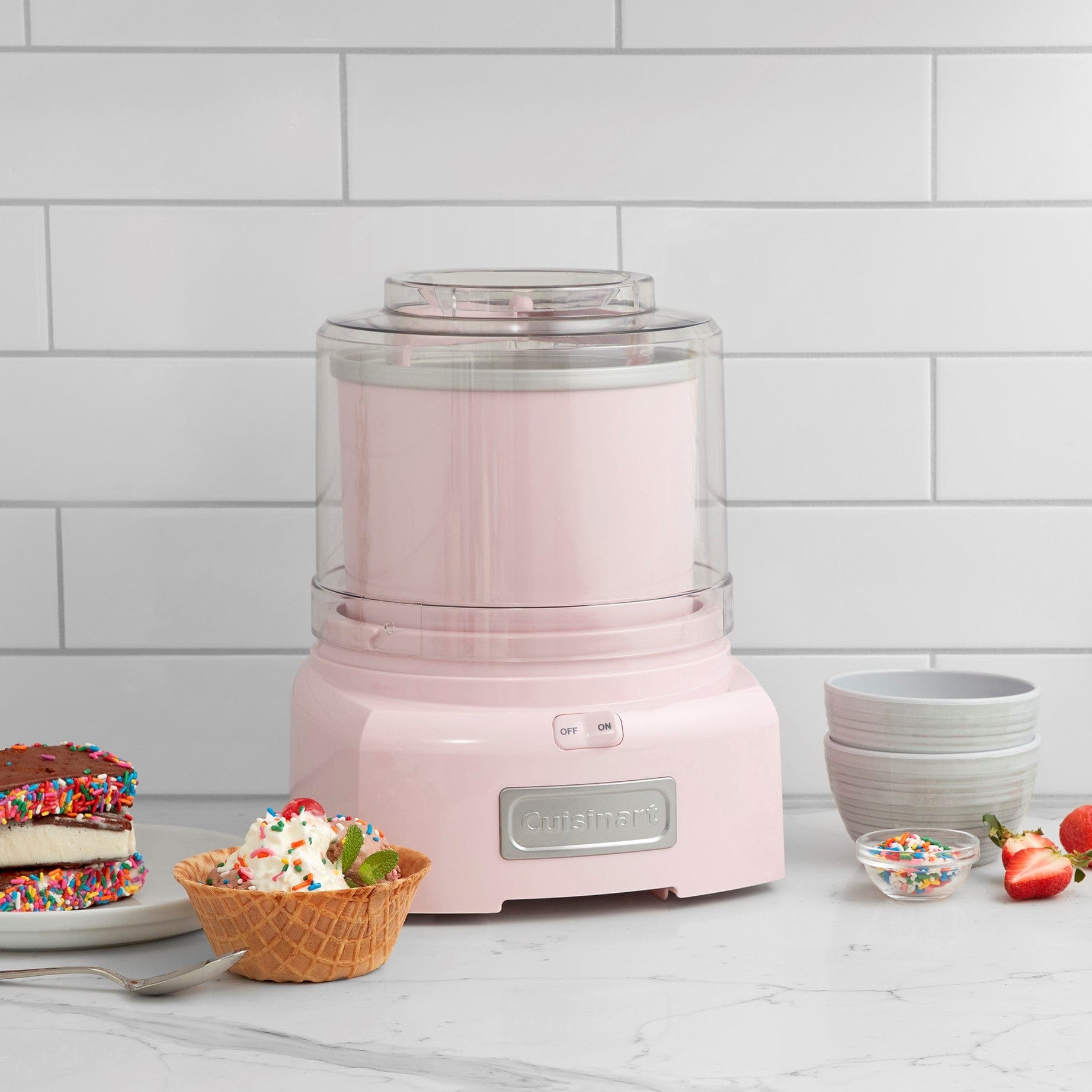 Cuisinart Frozen Yogurt – Ice Cream & Sorbet Maker, Pink