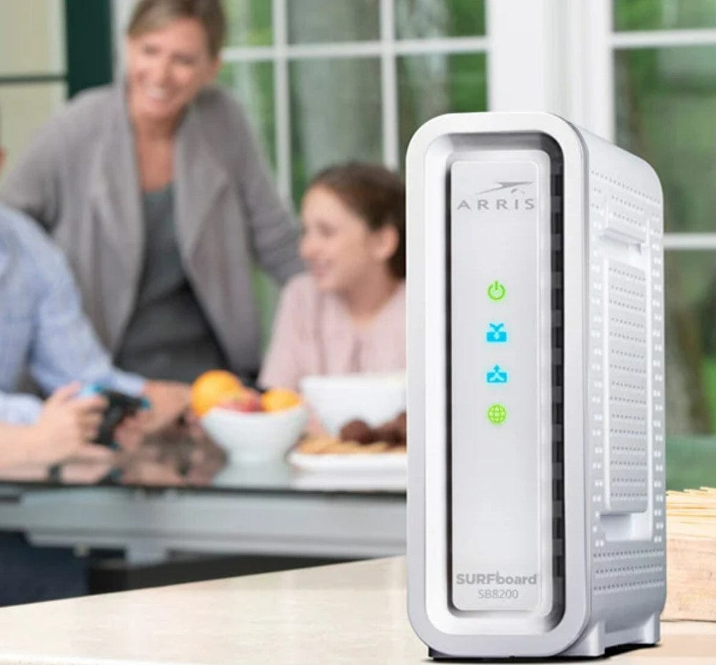 Arris SB8200 SURFboard Cable Modem Fast DOCSIS 3.1 32x8 Gigabit Max Internet Speed 1 Gbps - Certified Refurbished