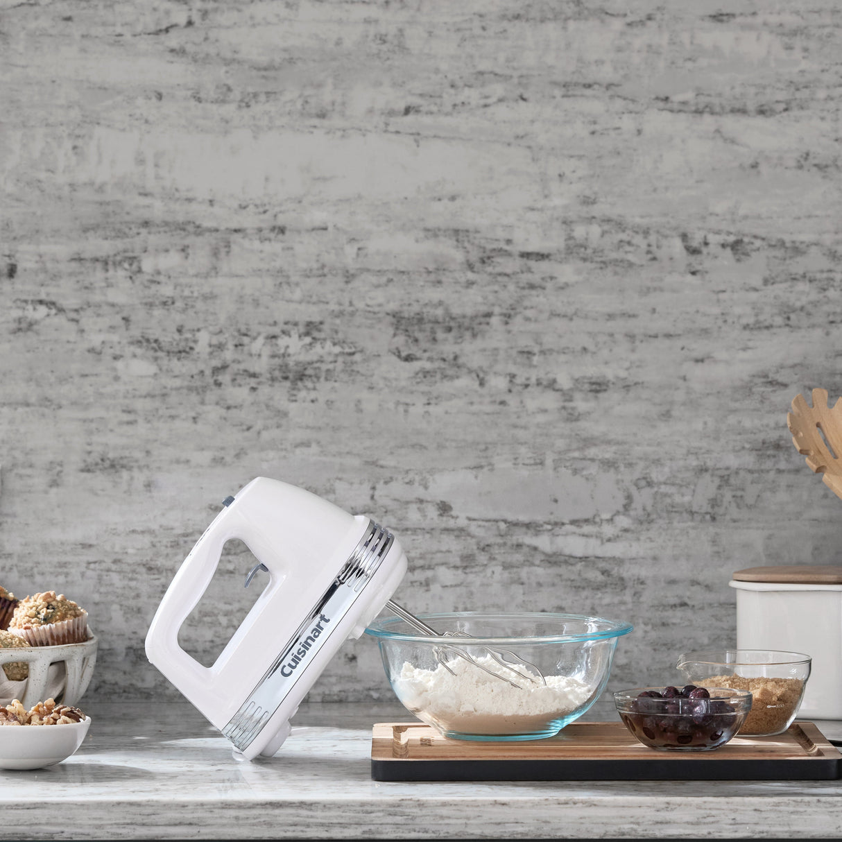 Cuisinart Power Advantage PLUS 9 Speed Hand Mixer with Storage Case, White