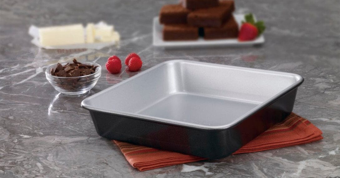 Cuisinart 9" Square Cake Pan, Champagne