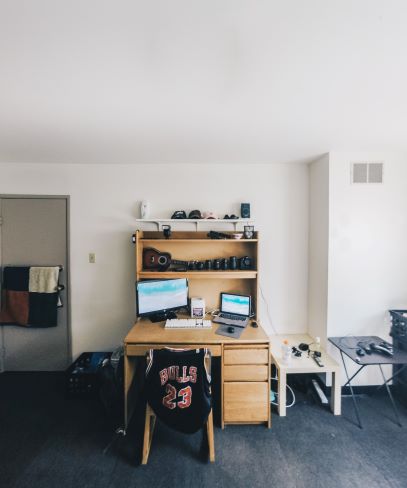Elevate Your Back-to-School Experience: Why Verdi.com is Your Ultimate Destination for Refurbished Electronics