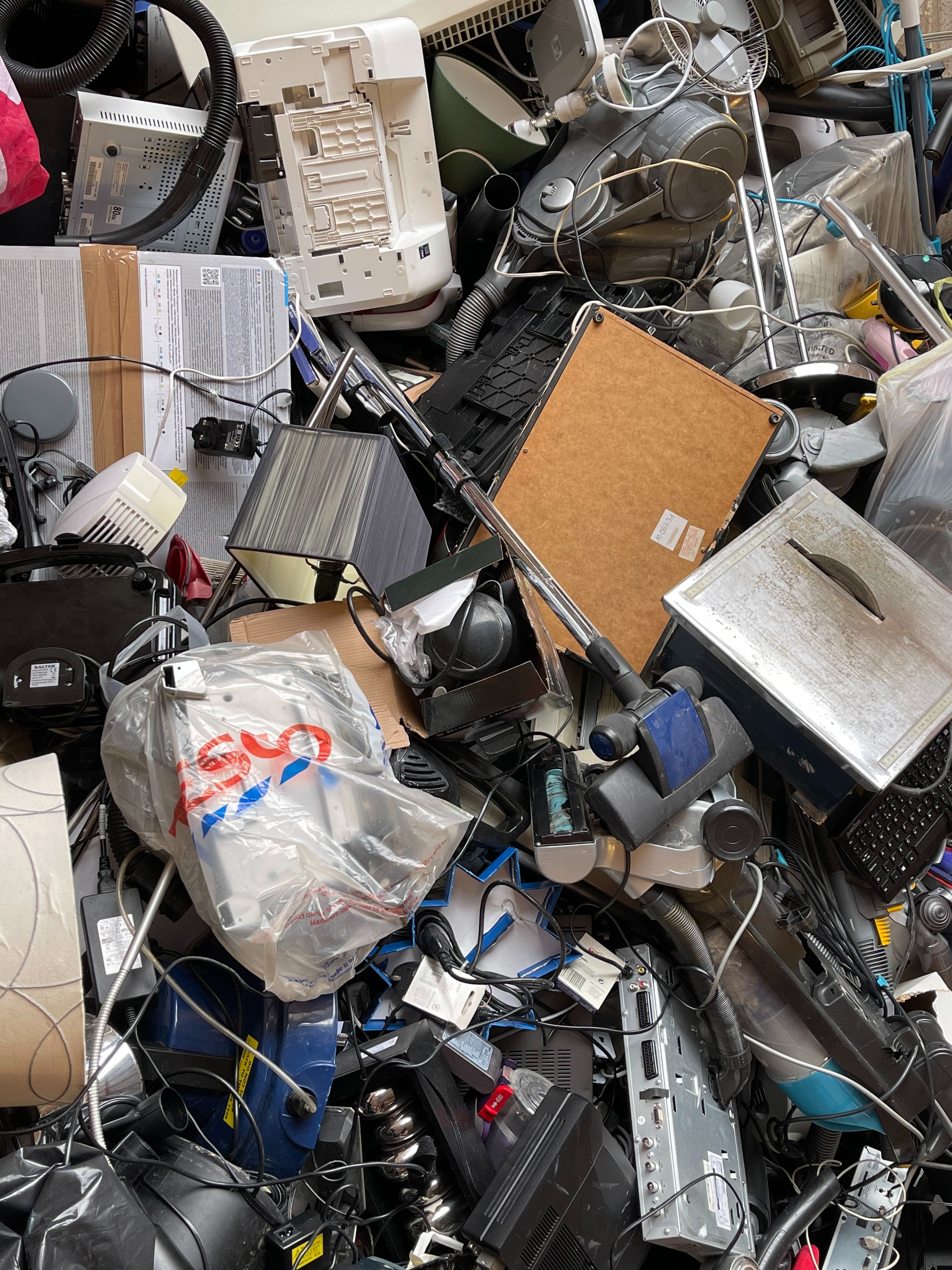Sustainable Electronics Disposal: A Comprehensive Guide to E-Waste Recycling