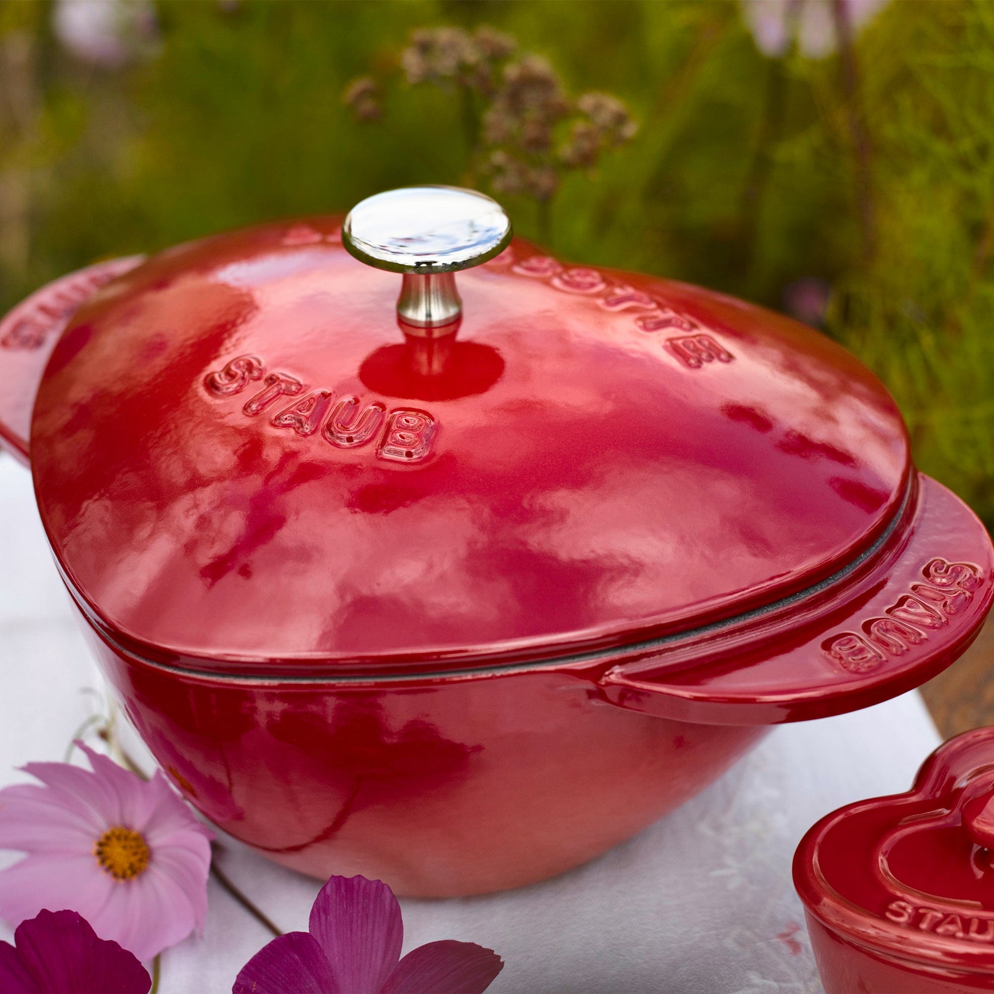 Staub Cast Iron 1.75-qt Heart Cocotte - Cherry