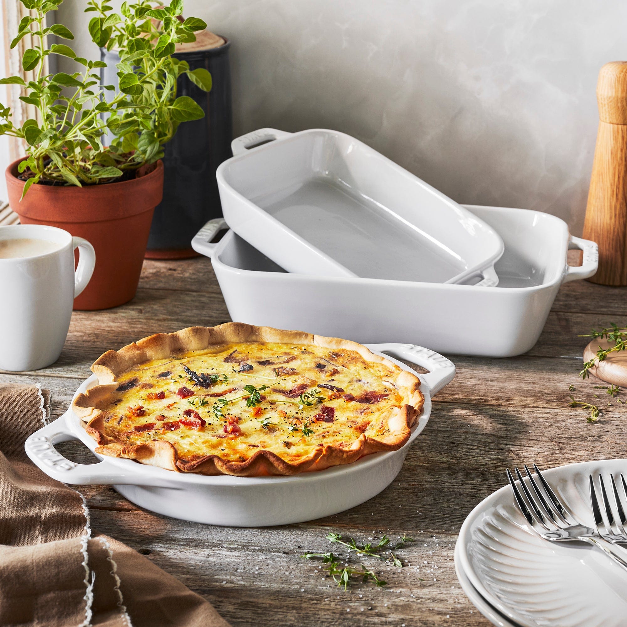 Staub Ceramic 9-inch Pie Dish - White