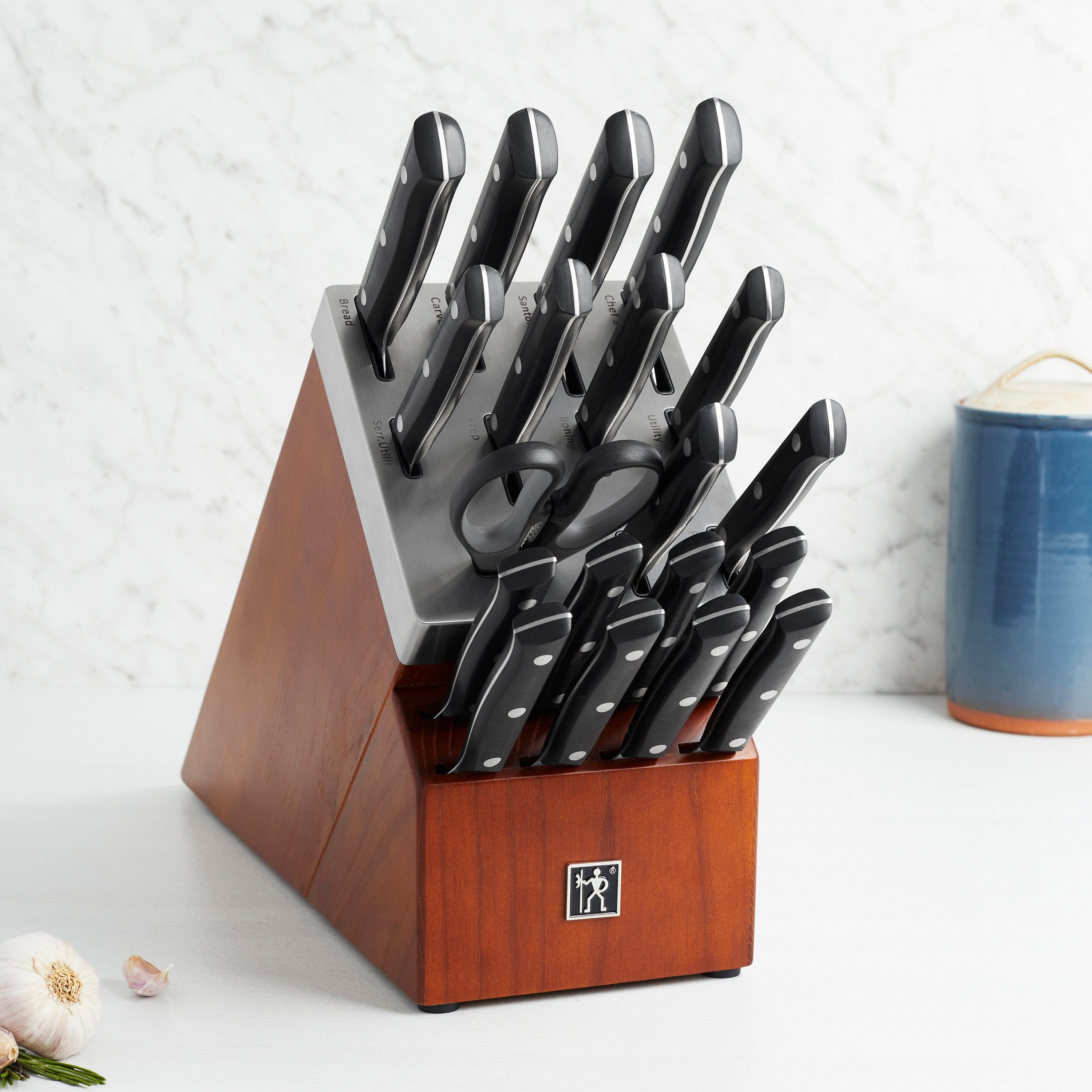 Henckels Dynamic 20-pc Self-Sharpening Knife Block Set