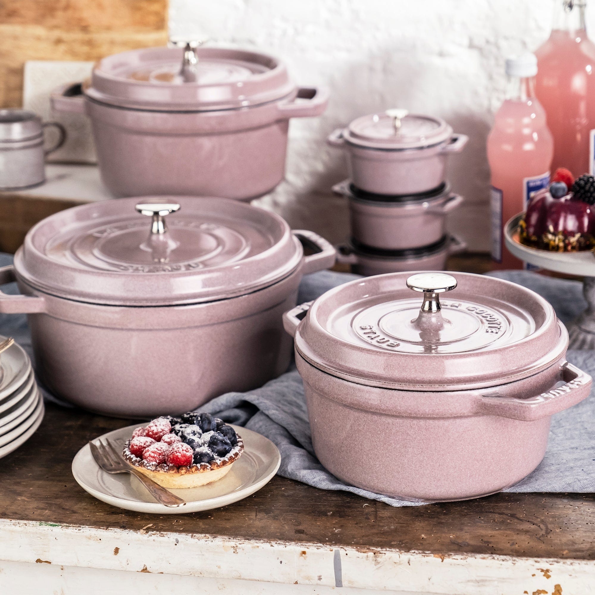 Staub Cast Iron 4-qt Round Dutch Oven - Lilac