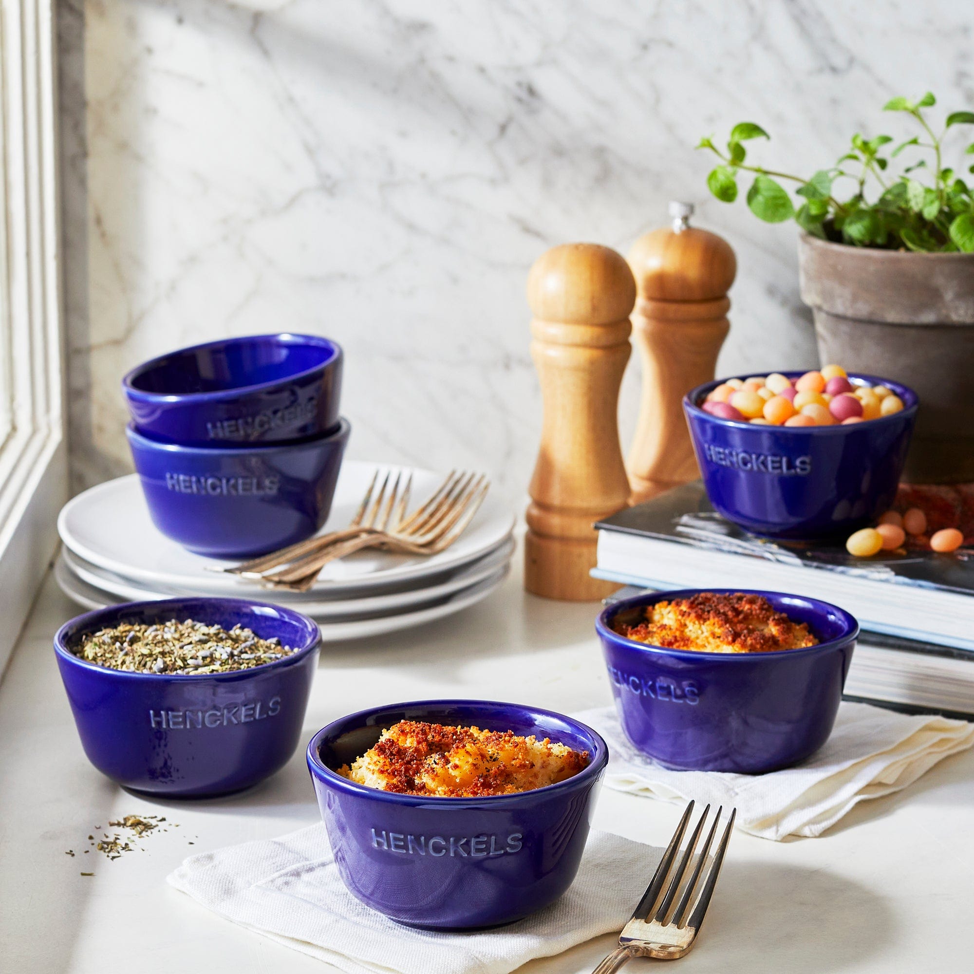 Henckels Ceramic 6-pc Round Ramekin Set - Dark Blue