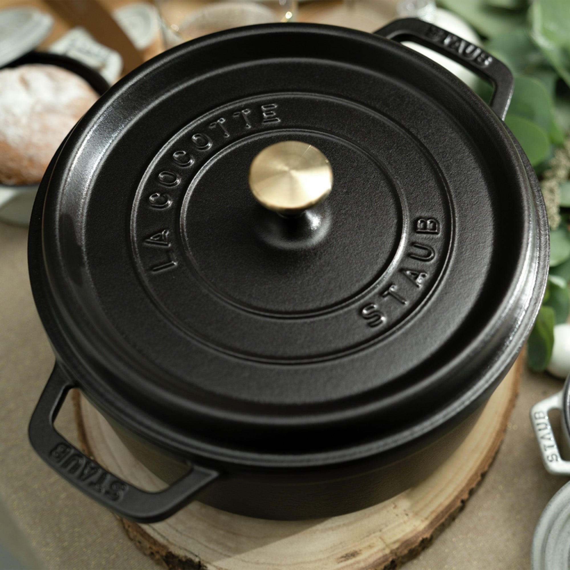 Staub Cast Iron Round Cocotte, Dutch Oven, 2.75-quart, serves 2-3, Made in France, Matte Black