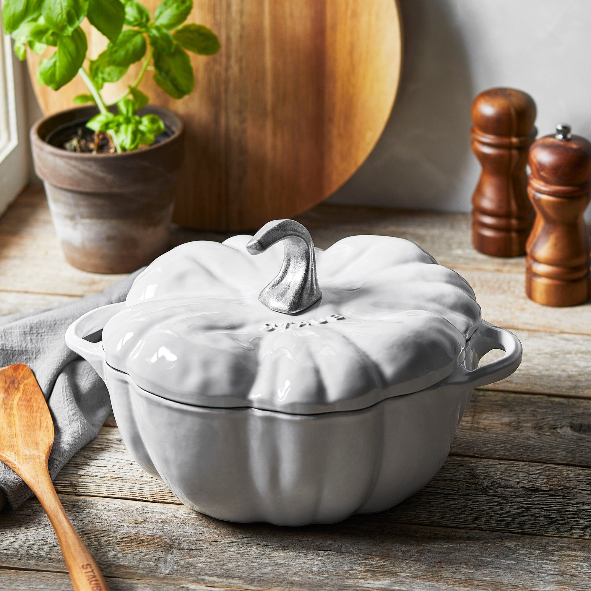 Staub Cast Iron 3.5-qt Pumpkin Cocotte with Stainless Steel Knob - White