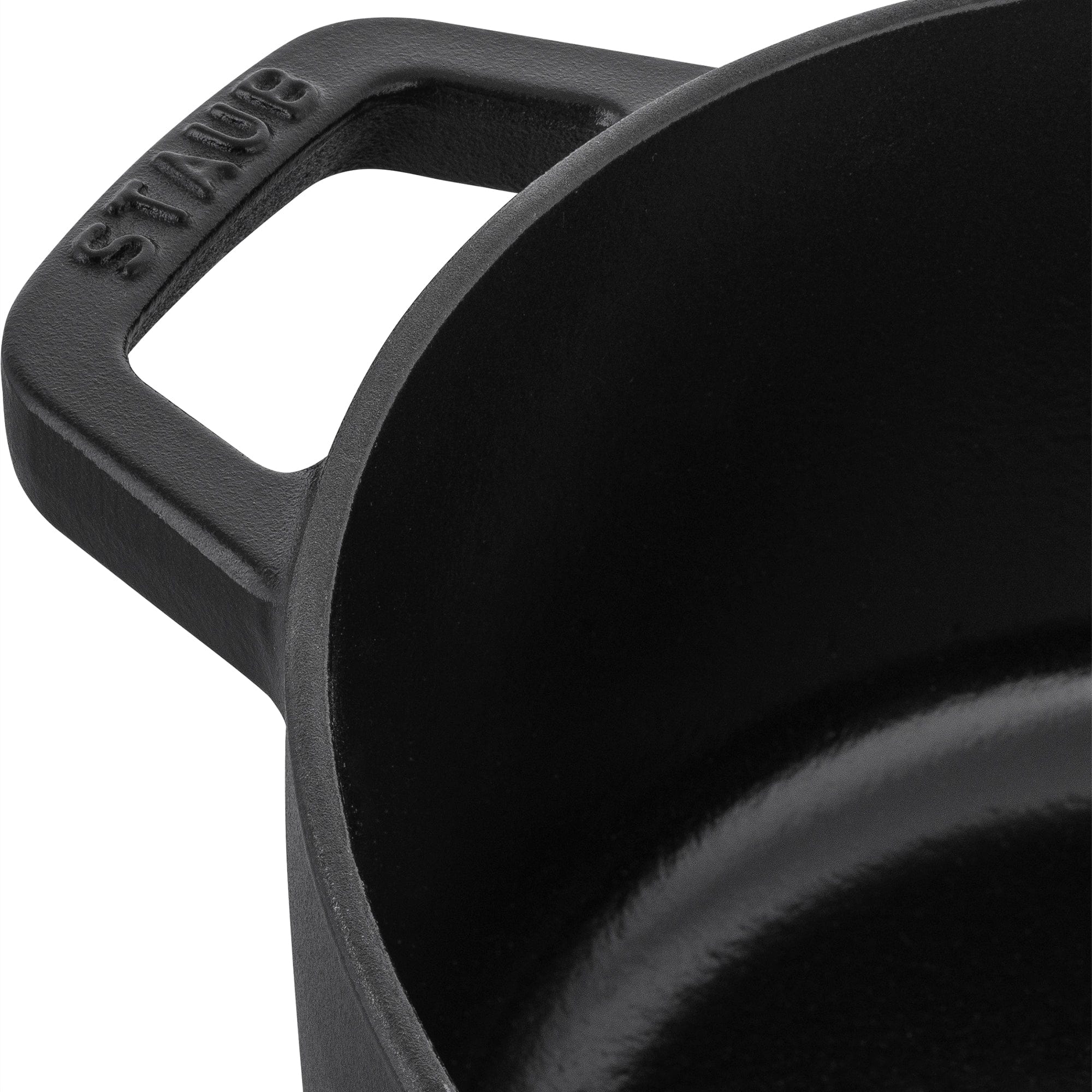 Staub Cast Iron 6.25-qt Shallow Oval Dutch Oven - Black