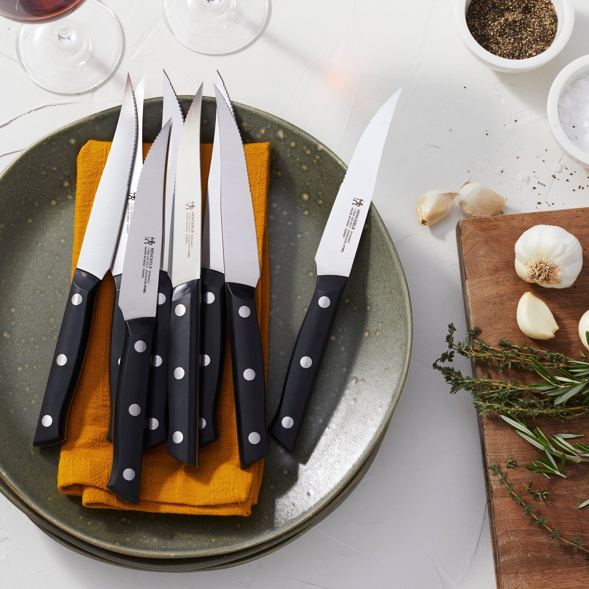 Henckels Dynamic 8-pc Steak Knife Set