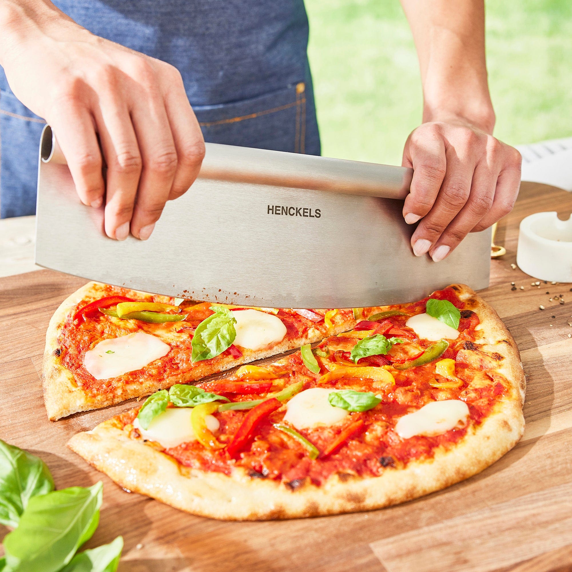 Henckels BBQ 2-pc Pizza Prep and Cut Set