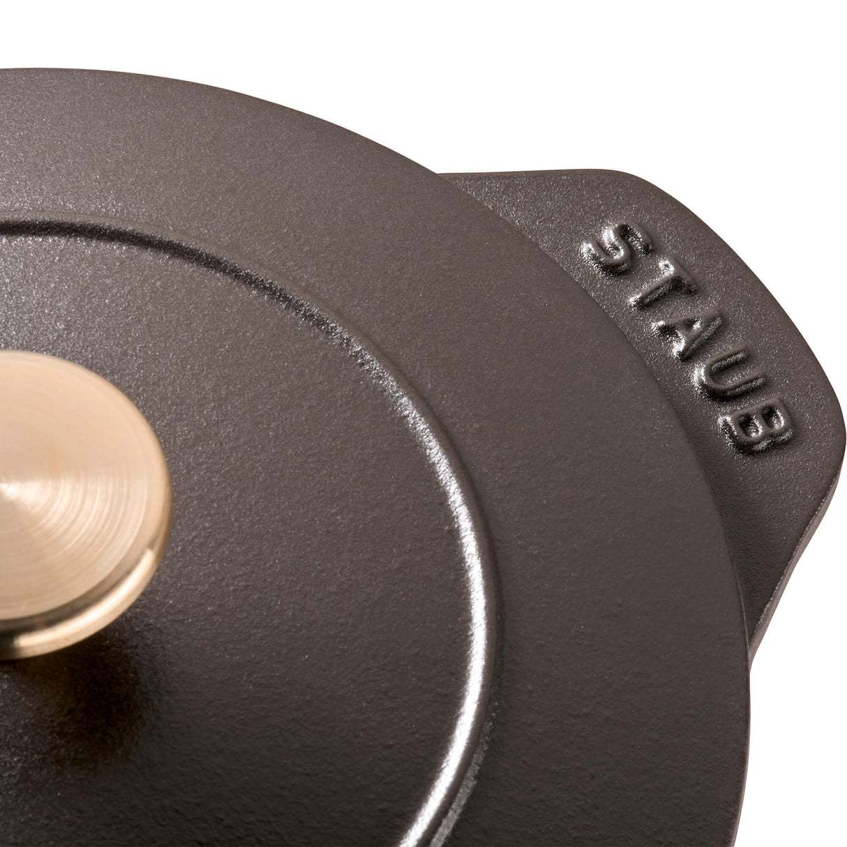 Staub Cast Iron 1.5-qt Petite French Oven - Matte Black