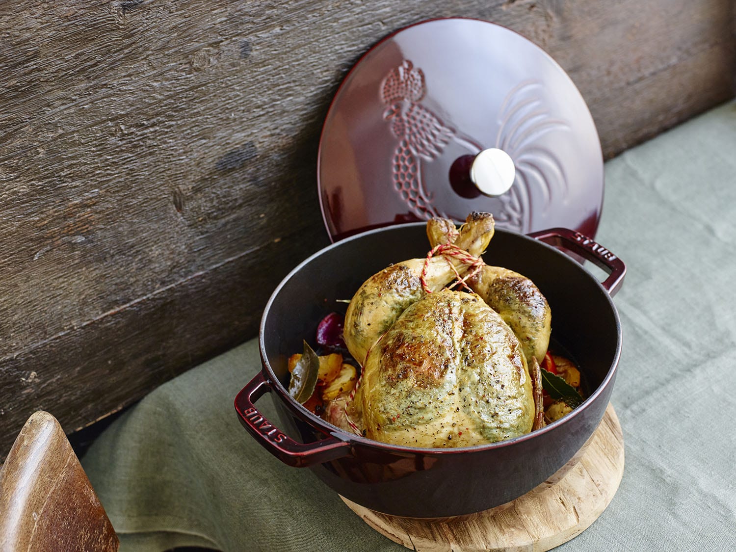 Staub Cast Iron 3.75-qt Essential French Oven Rooster - Grenadine