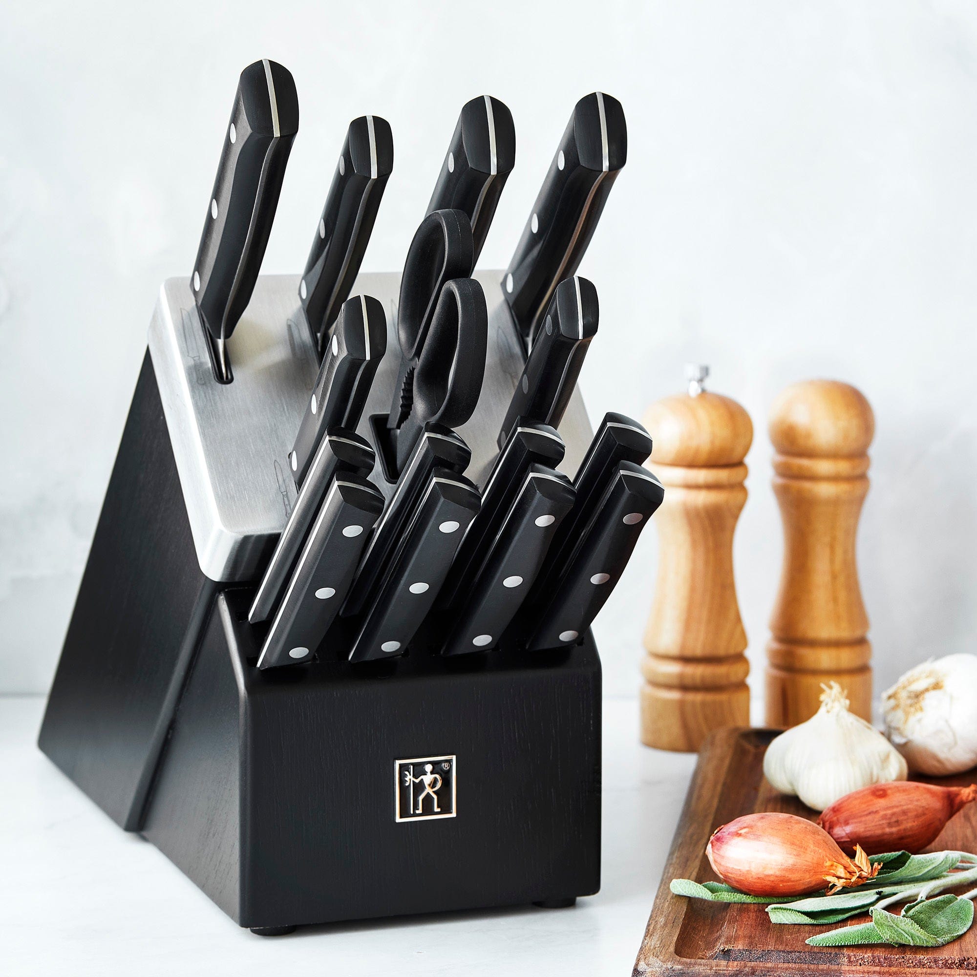 Henckels Solution 16-pc Self-Sharpening Knife Block Set - Black