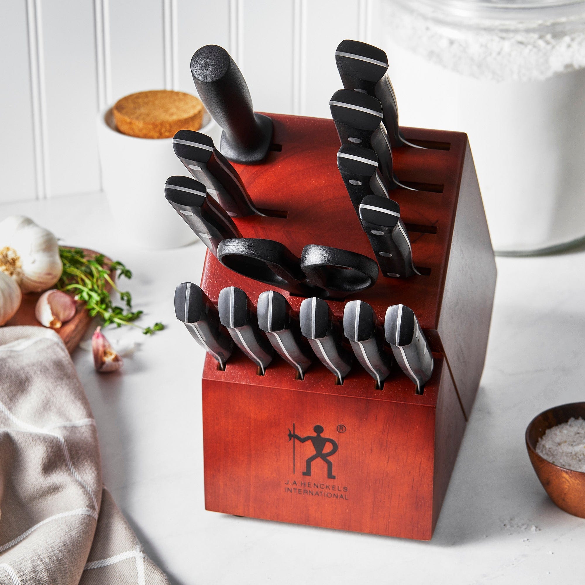 Henckels Dynamic Razor-Sharp 15-pc Knife Set, German Engineered, Chefs Knife, Dark Brown