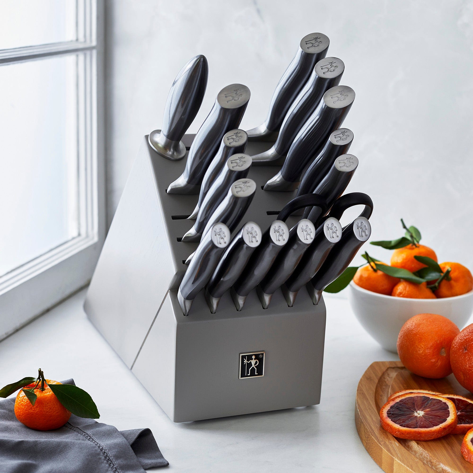 Henckels Graphite 18-pc Knife Block set