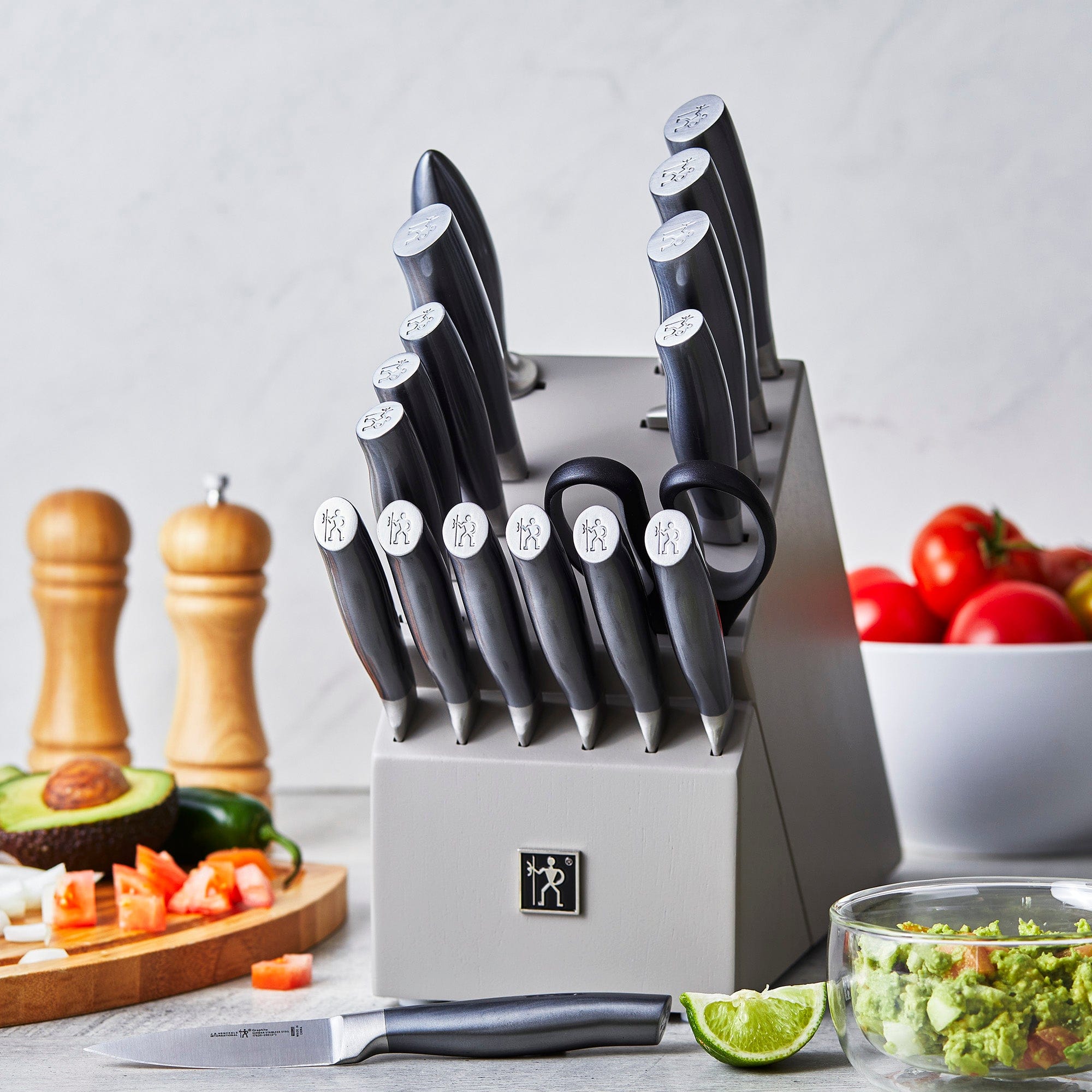 Henckels Graphite 18-pc Knife Block set