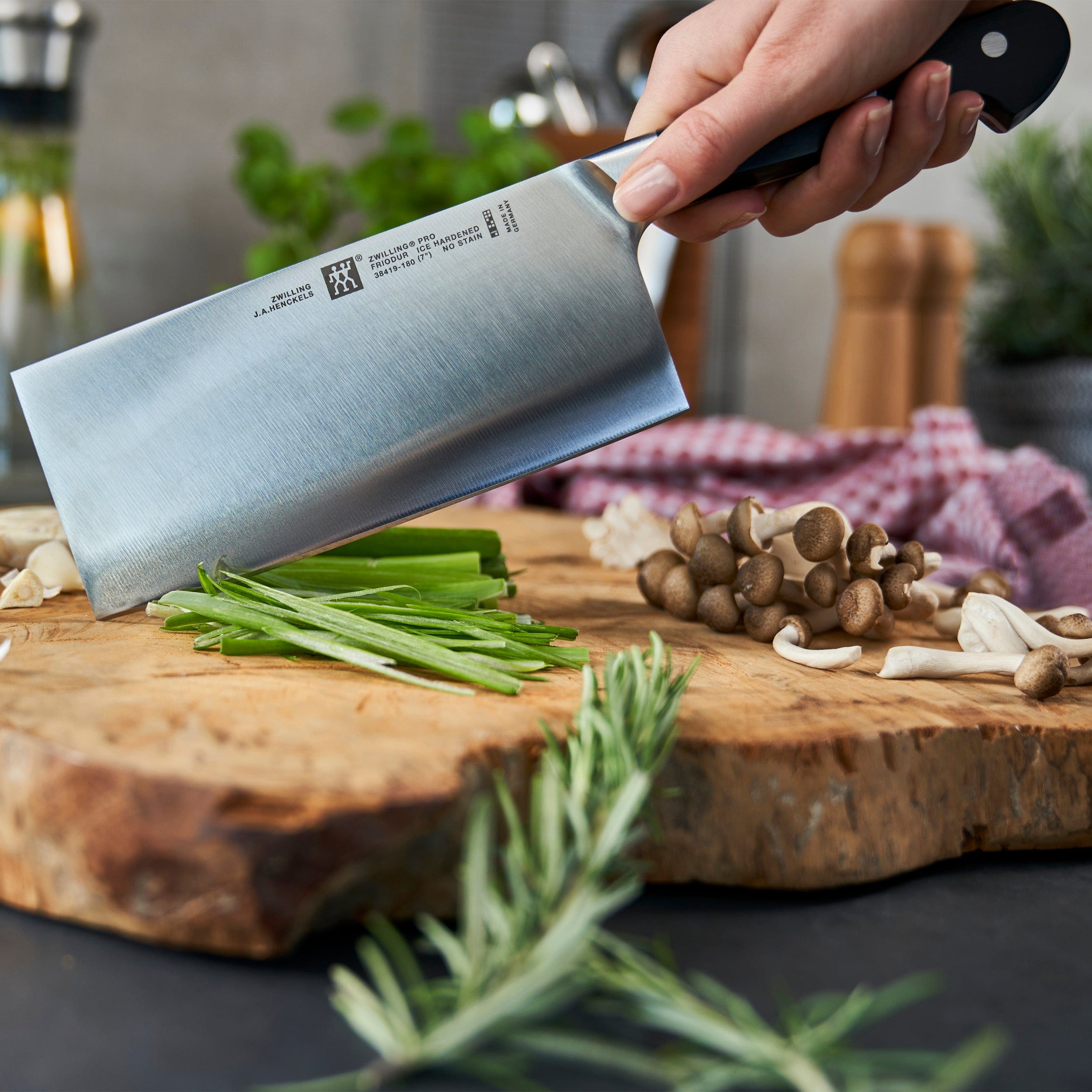 Zwilling Pro 7-inch Chinese Chef's Knife Vegetable Cleaver