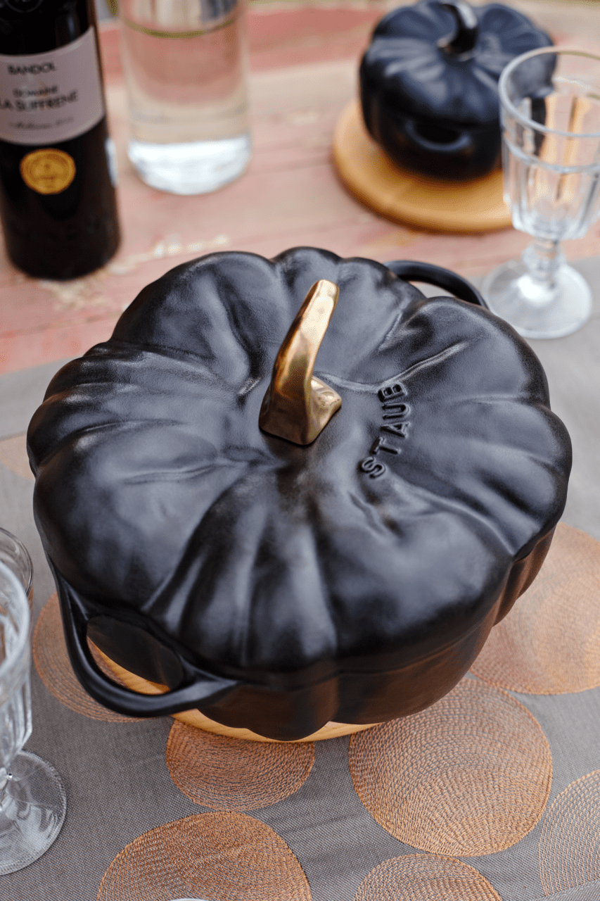 Staub Ceramic 24-oz Pumpkin Cocotte - Matte Black