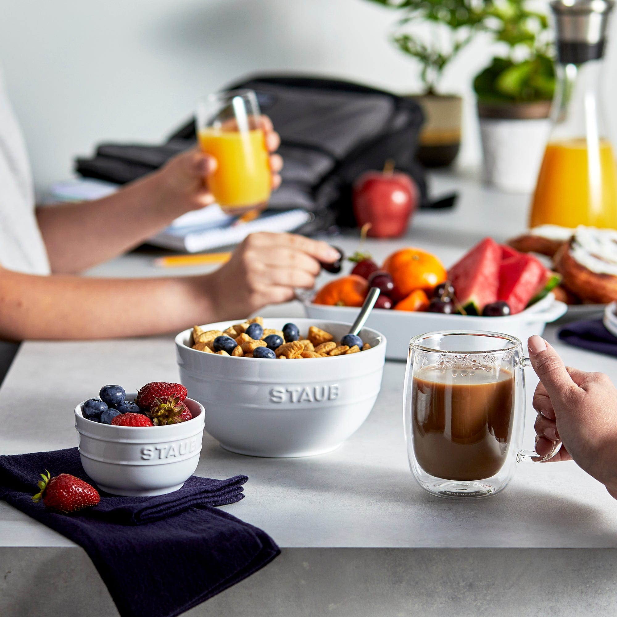 Staub Ceramic 2-pc Large Universal Bowl Set - White