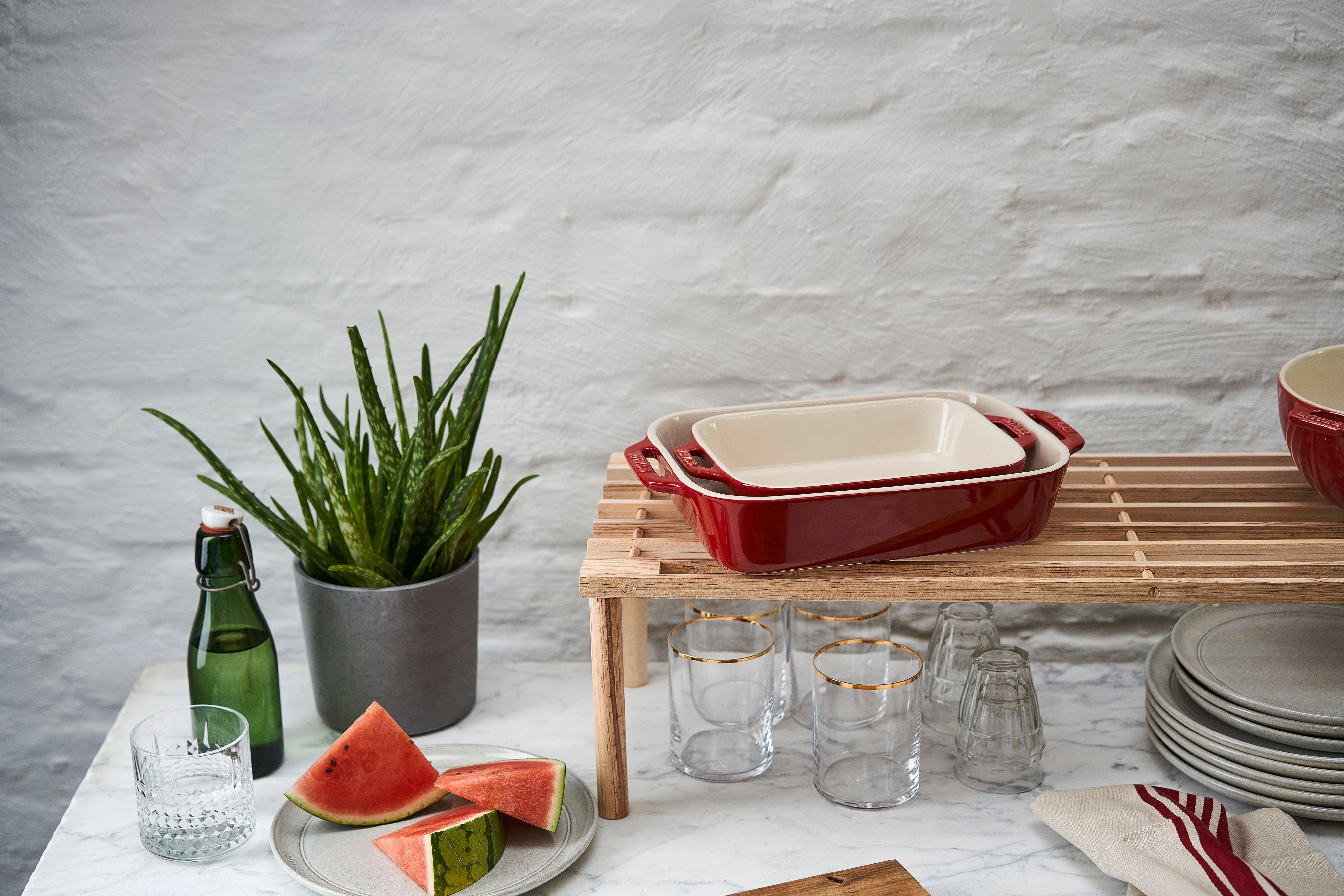 Staub Ceramic 2-pc Rectangular Baking Dish Set - Cherry