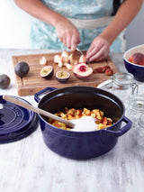 Staub Cast Iron 5.5-qt Round Cocotte, Dutch Oven - Dark Blue