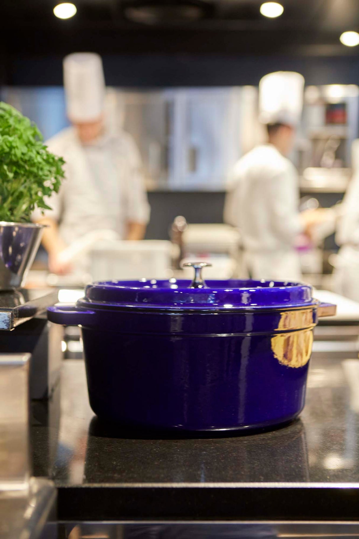 Staub Cast Iron 9-qt Round Cocotte, Dutch Oven - Dark Blue