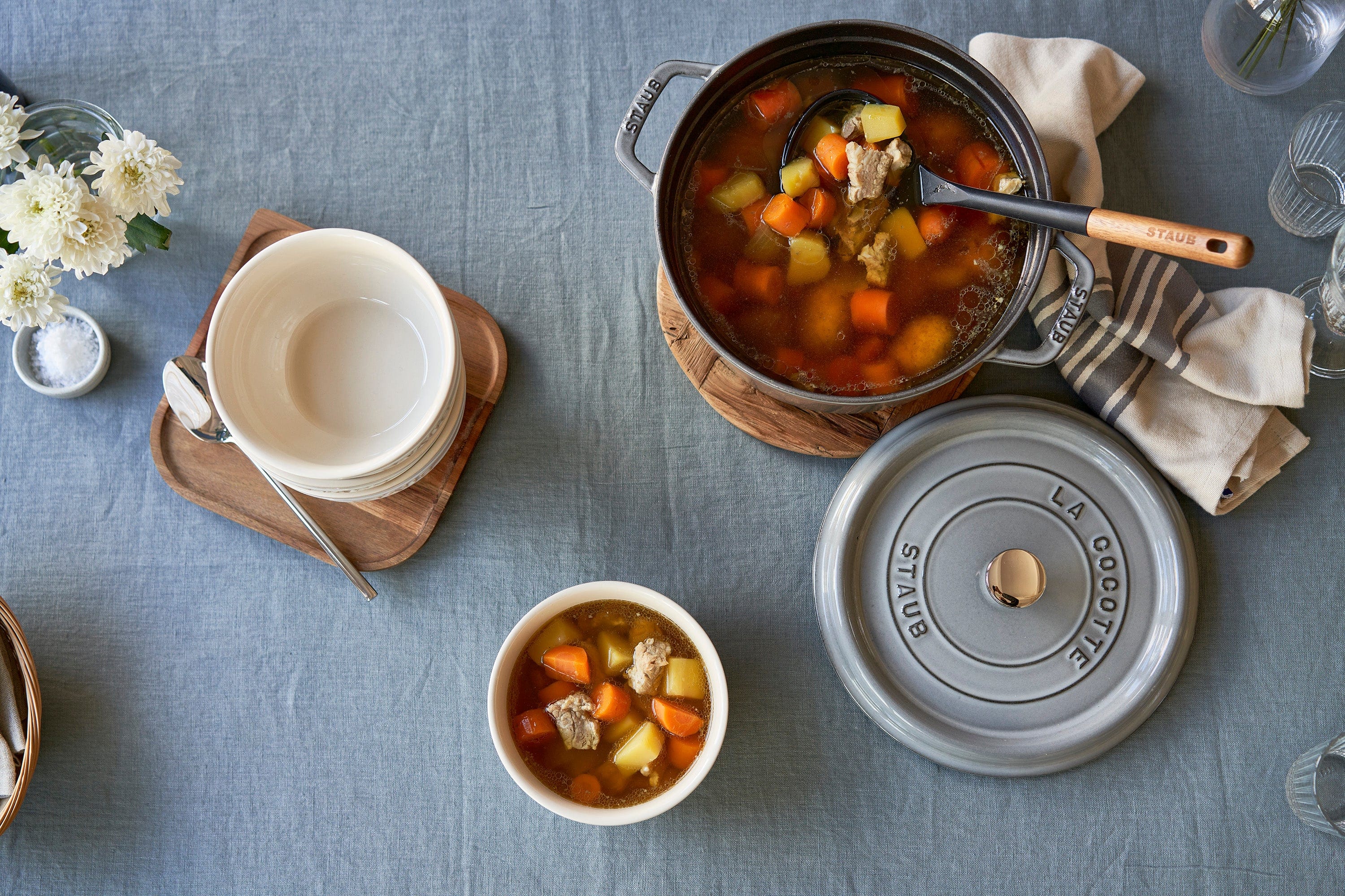 Staub Cast Iron 4-qt Round Cocotte - Graphite Grey