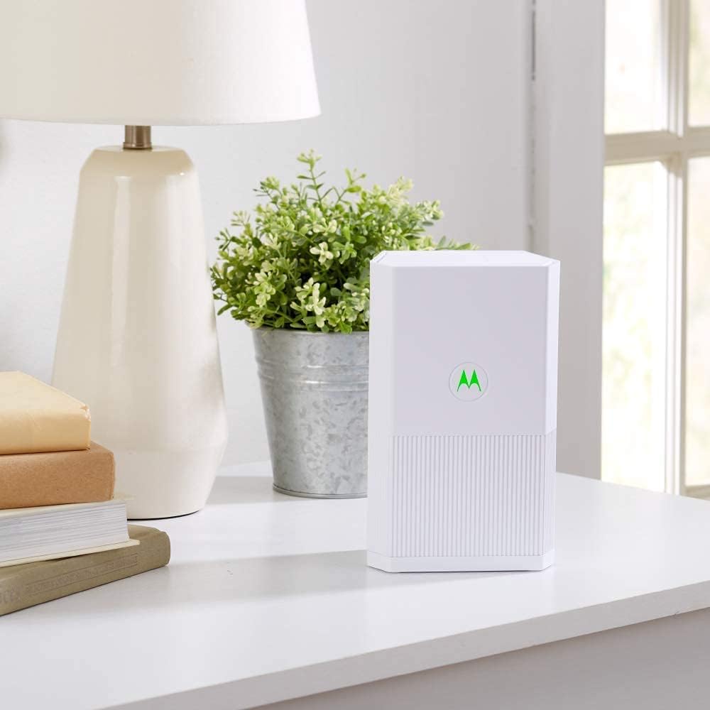 Motorola Mesh WiFi System, 3-Pack, AC2200 Tri-Band, 9,000 sq ft Coverage, Router + 2 Satellites, Parental Controls, Easy Setup