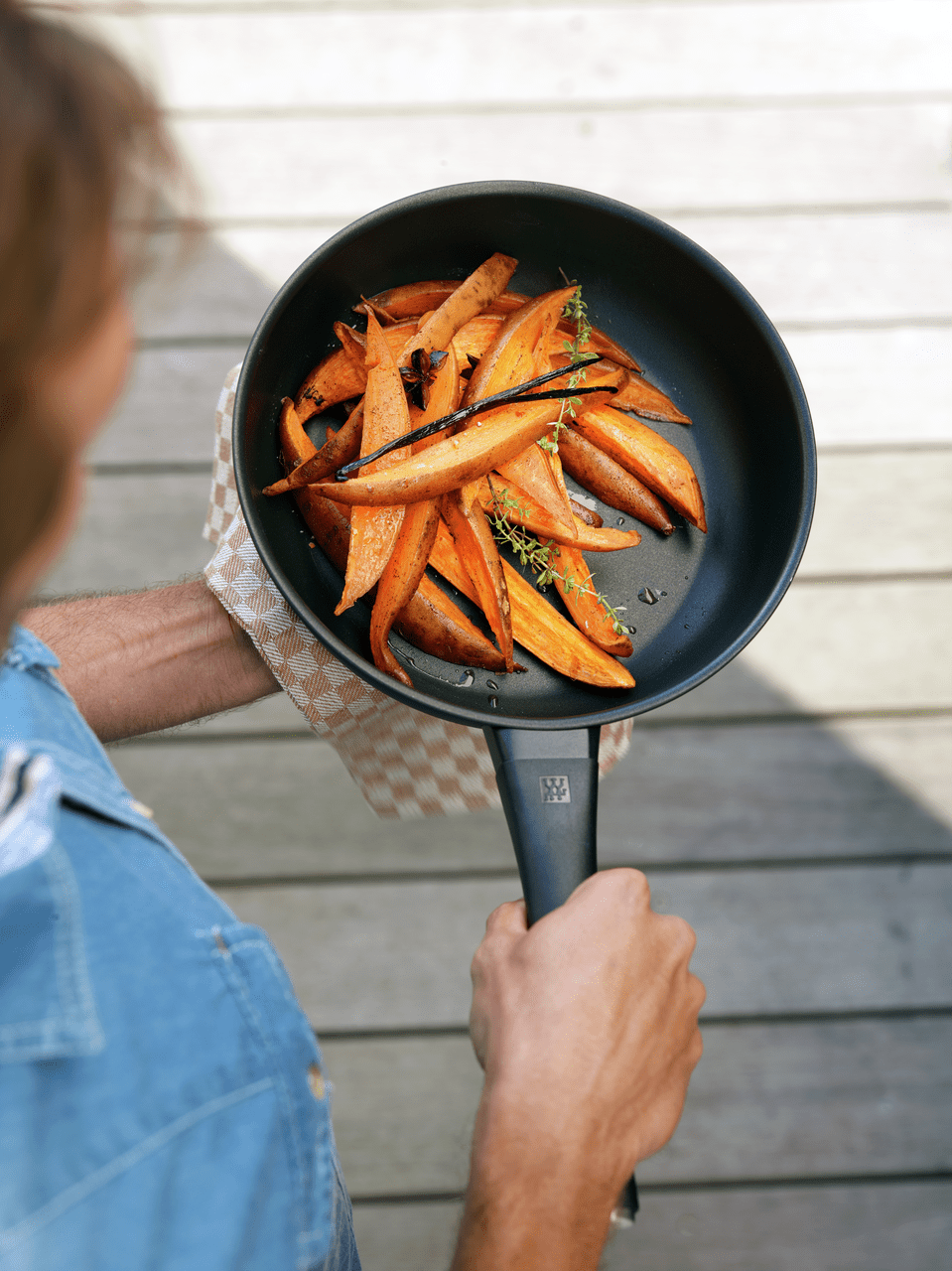 Zwilling Madura Plus Forged 10-inch Nonstick Fry Pan