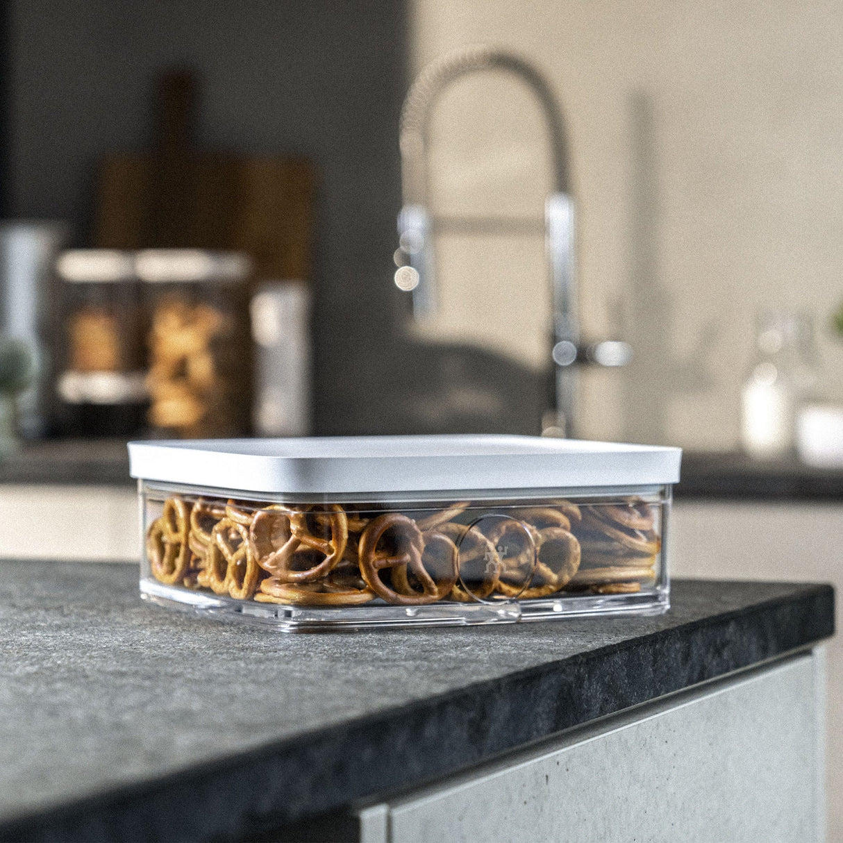 Zwilling Fresh & Save Cube Box, Plastic, Airtight Dry Food Storage Container, Large Cube, 1.7-qt