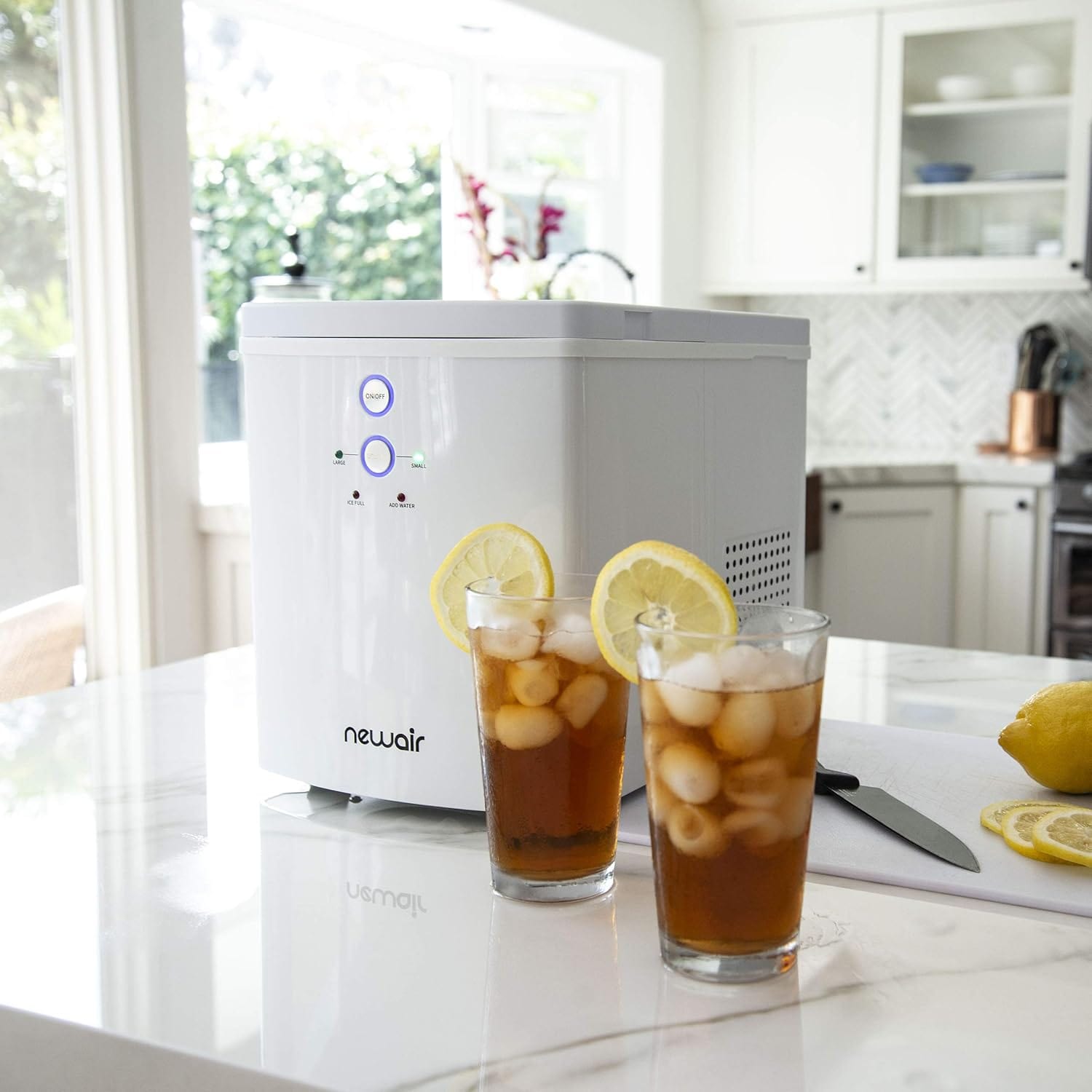 Newair Portable Ice Maker with 2 Ice Sizes, 33 lbs of Ice a Day, White - Certified Refurbished