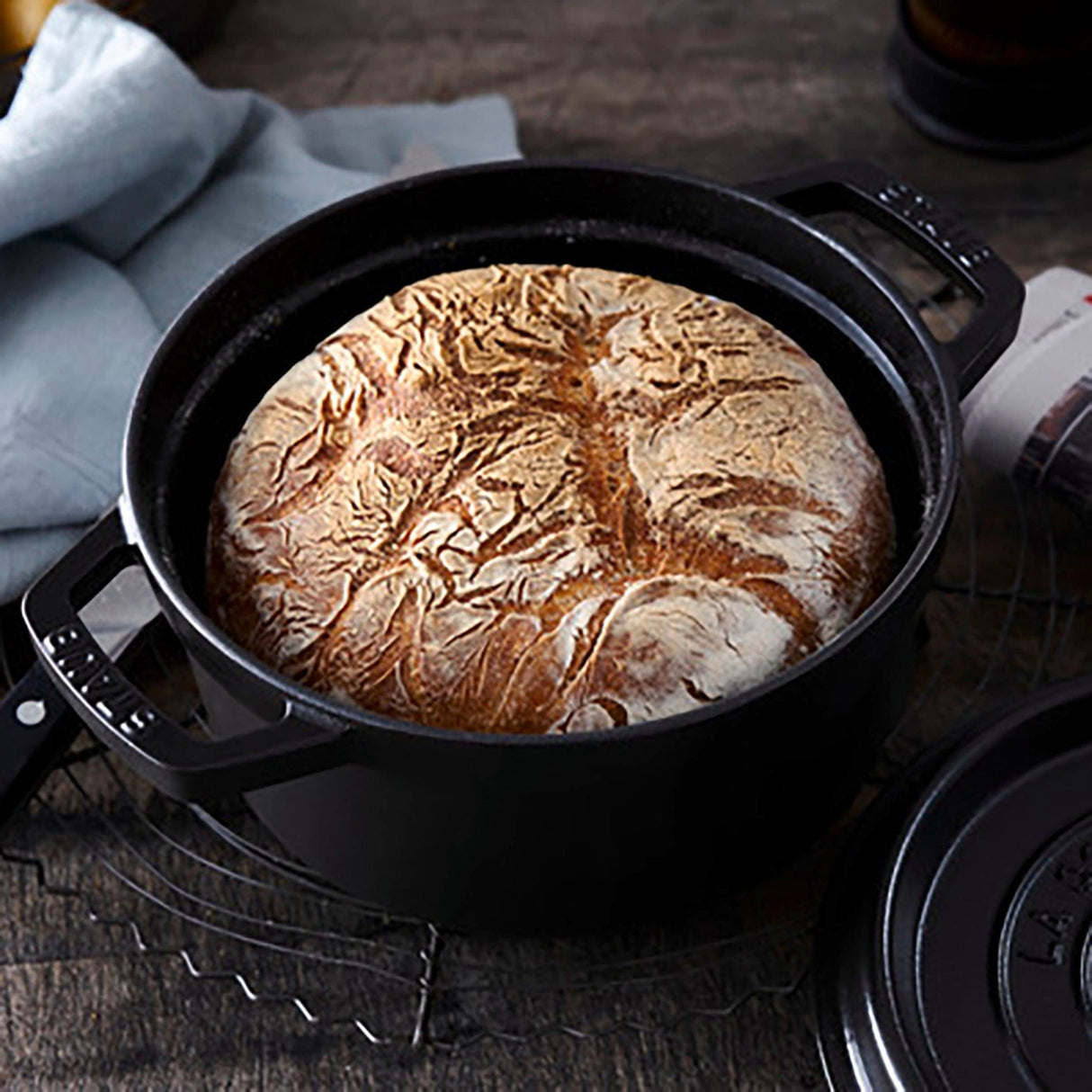Staub Cast Iron 2.75-qt Round Cocotte, Dutch Oven - Matte Black